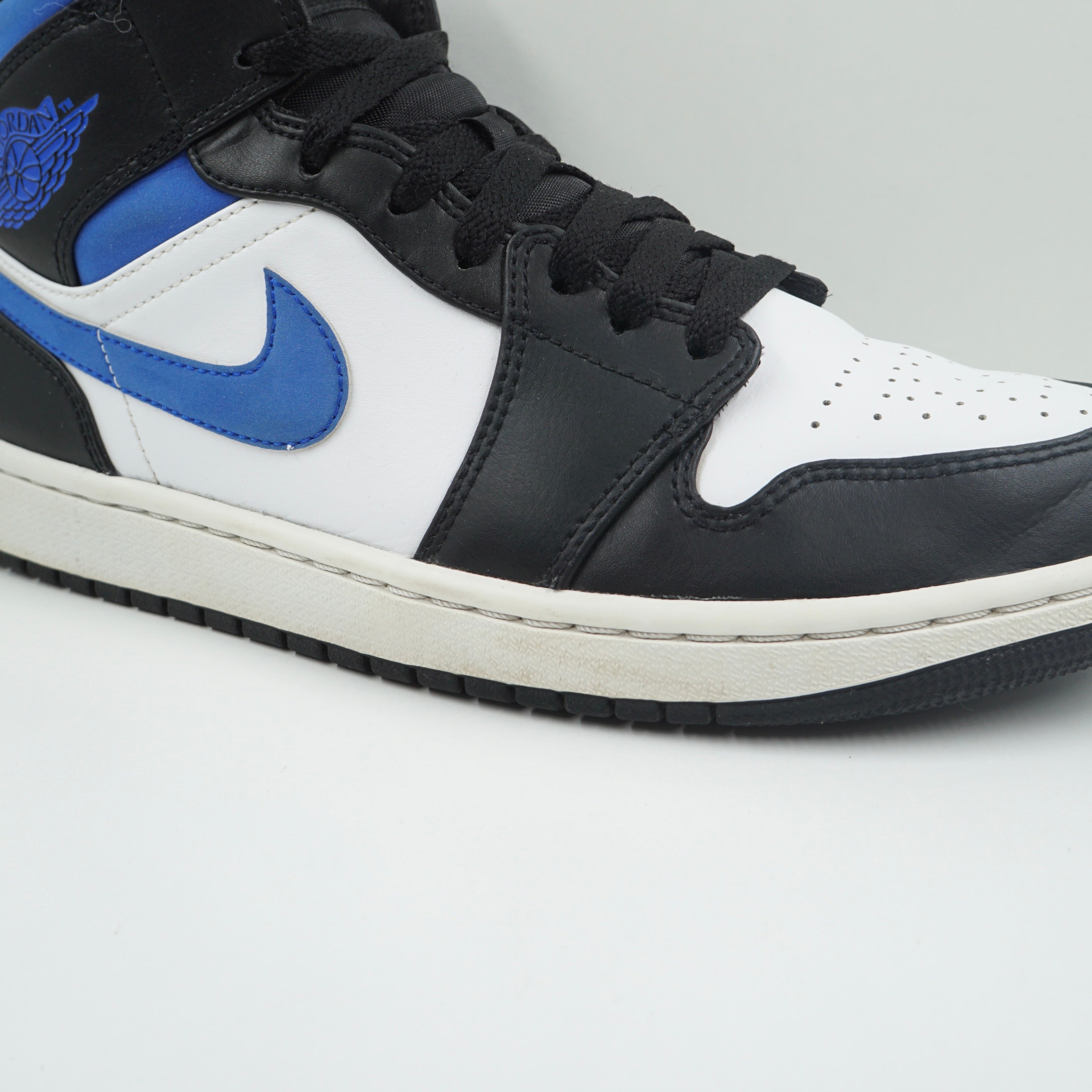 Jordan 1 Mid White Black Racer Blue