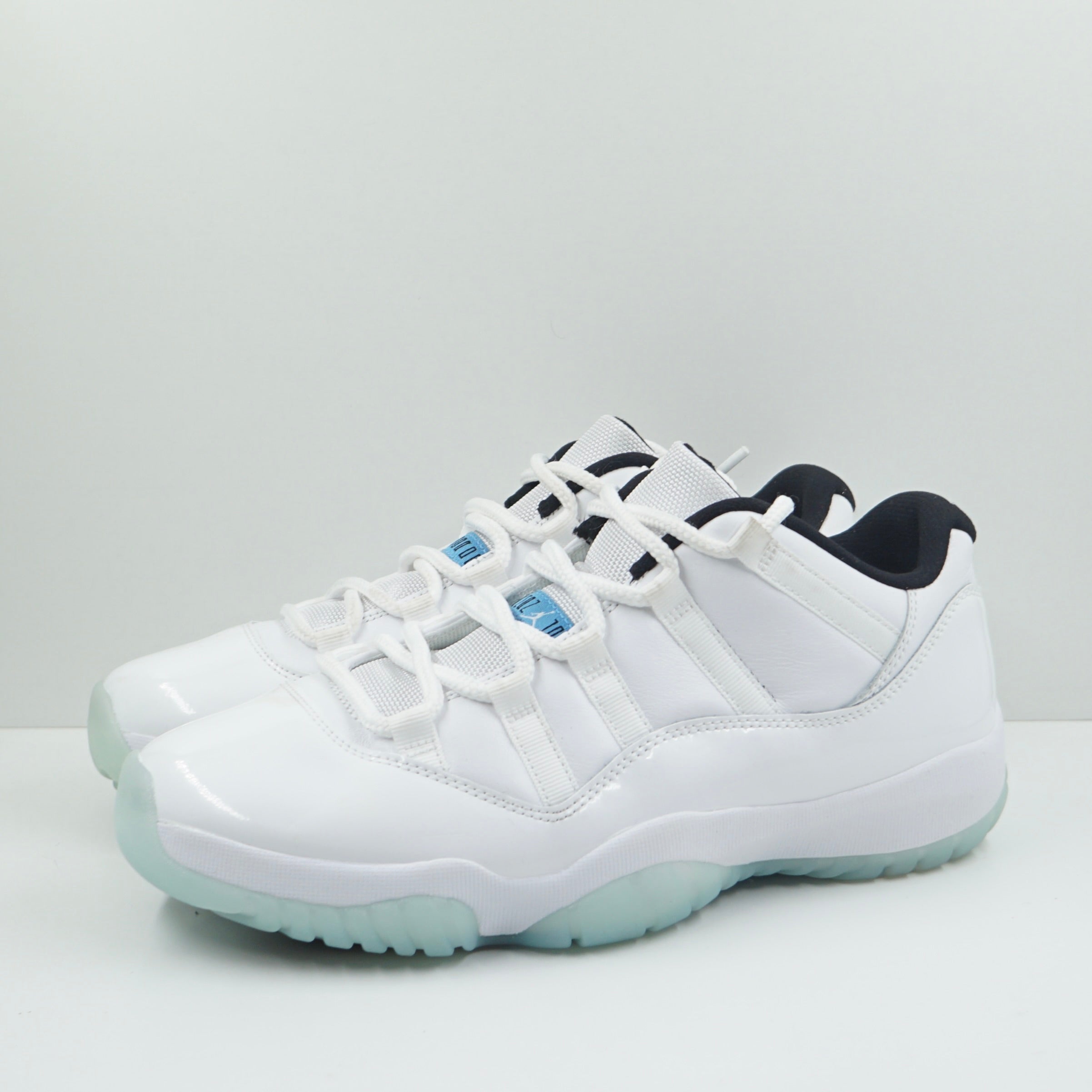 Jordan 11 Retro Low Legend Blue