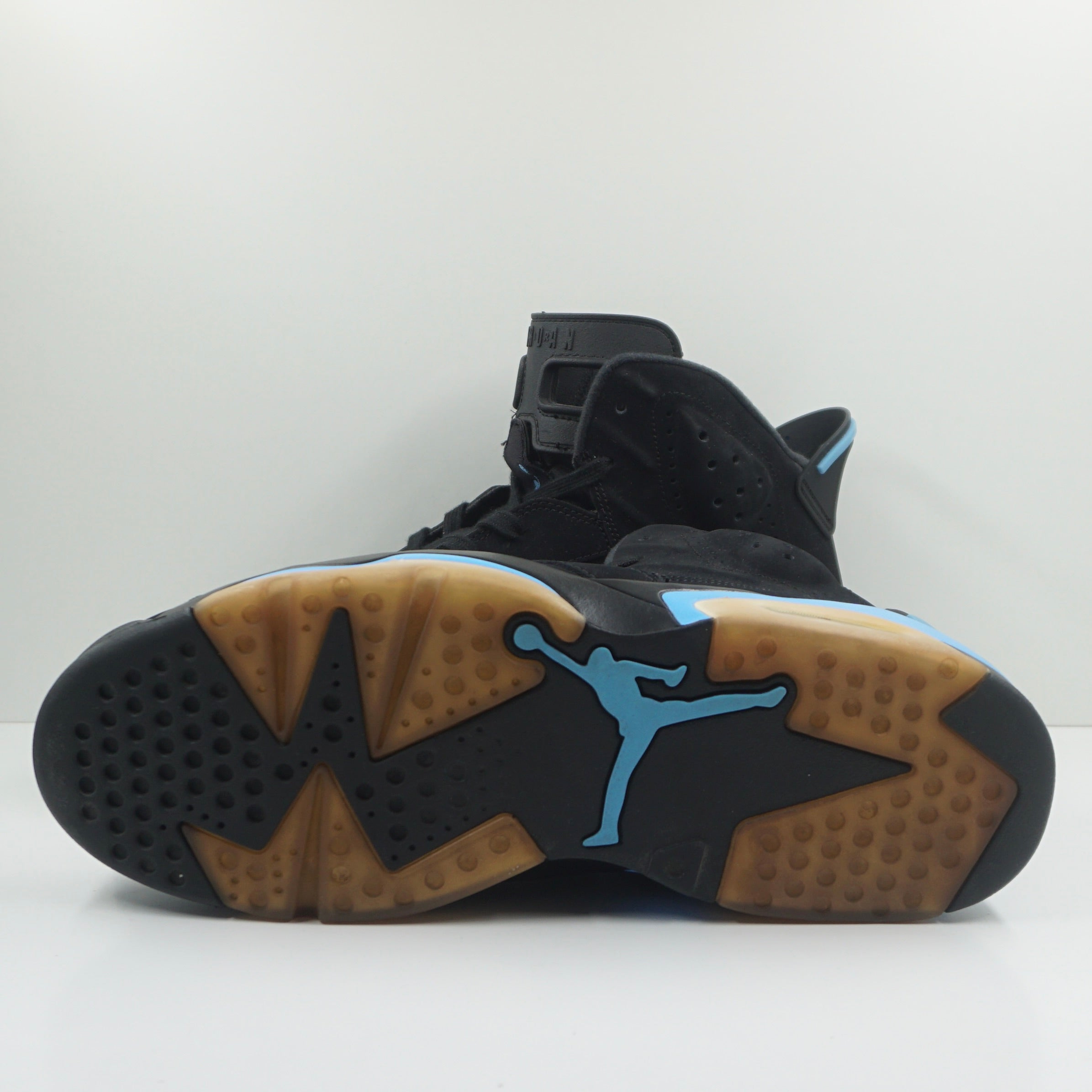 Jordan 6 Retro UNC