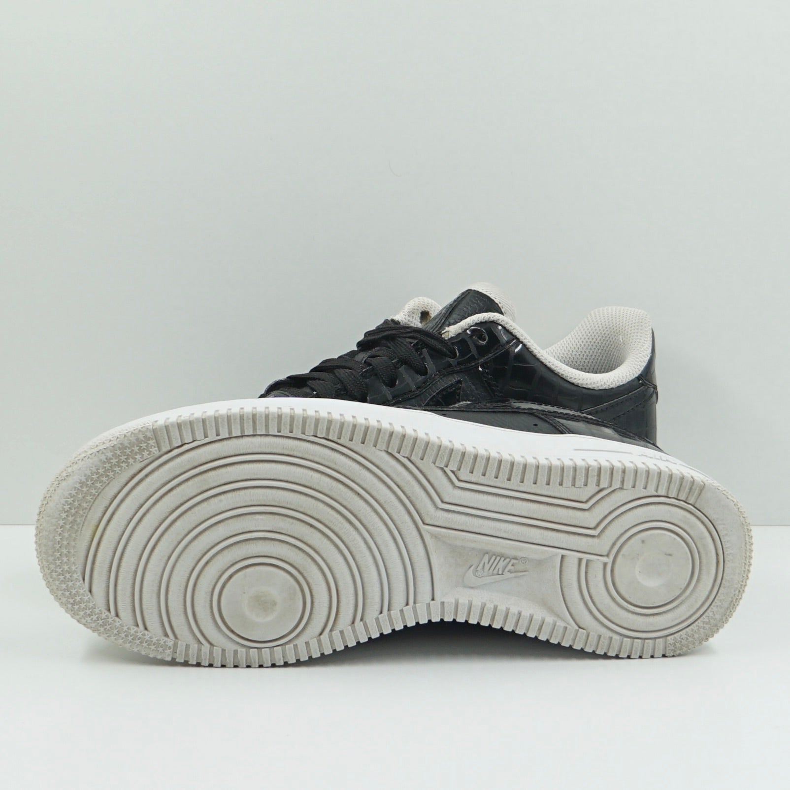 Nike Air Force 1 Low Essential Black White (W)