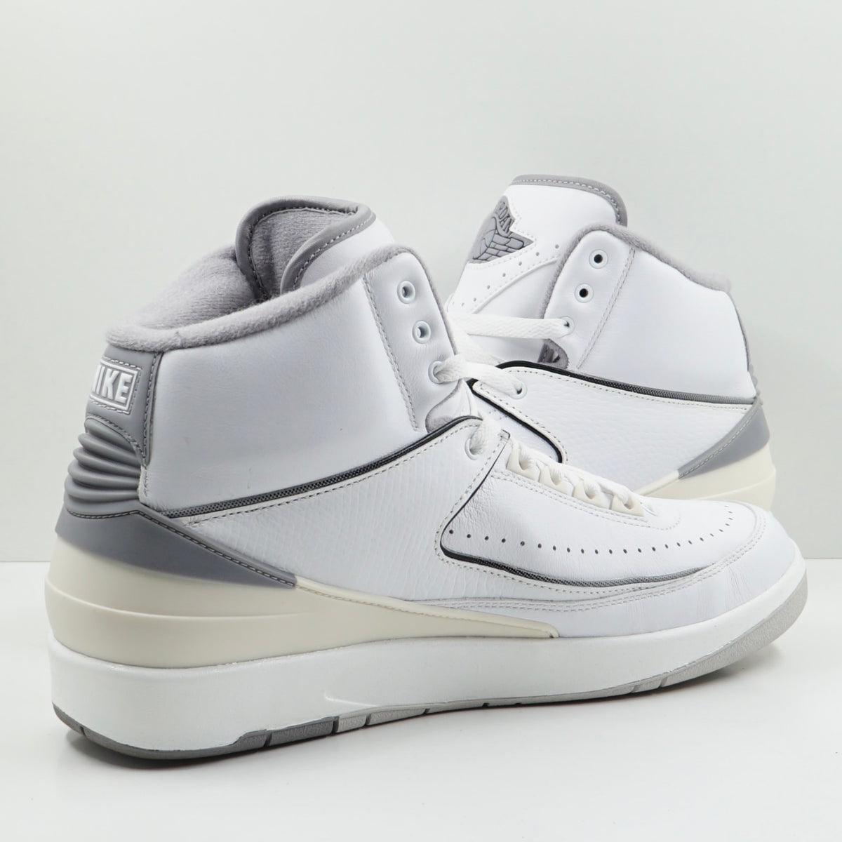 Jordan 2 Retro Cement Grey
