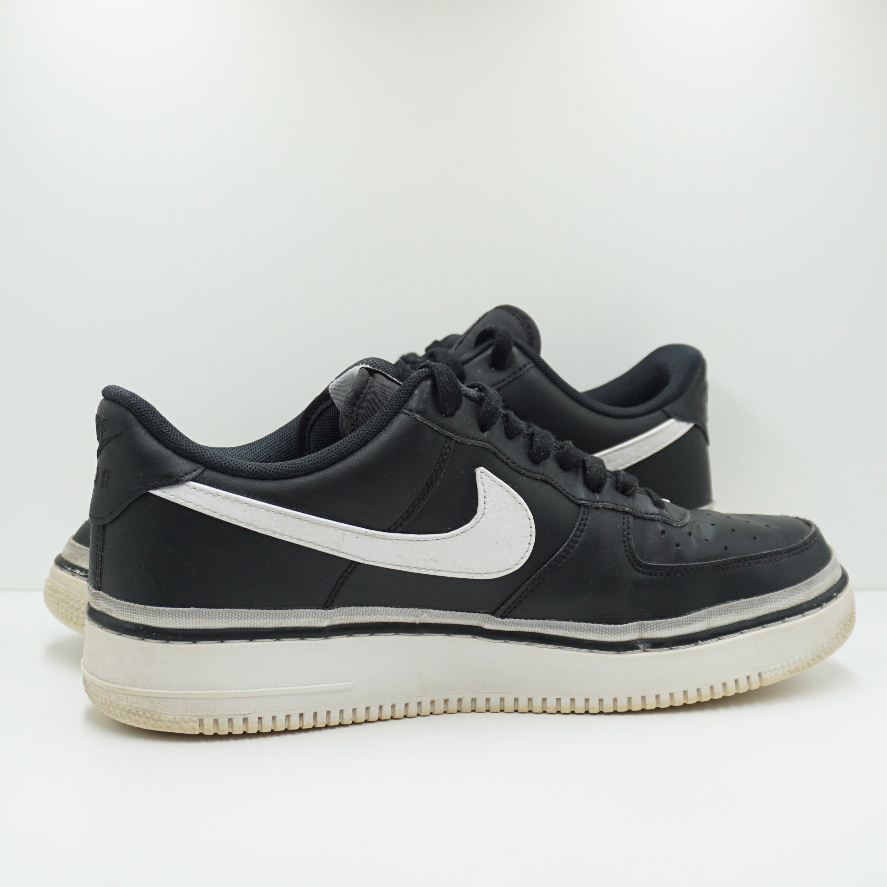 Nike Air Force 1 Low '07 LV8 Black Wolf Grey