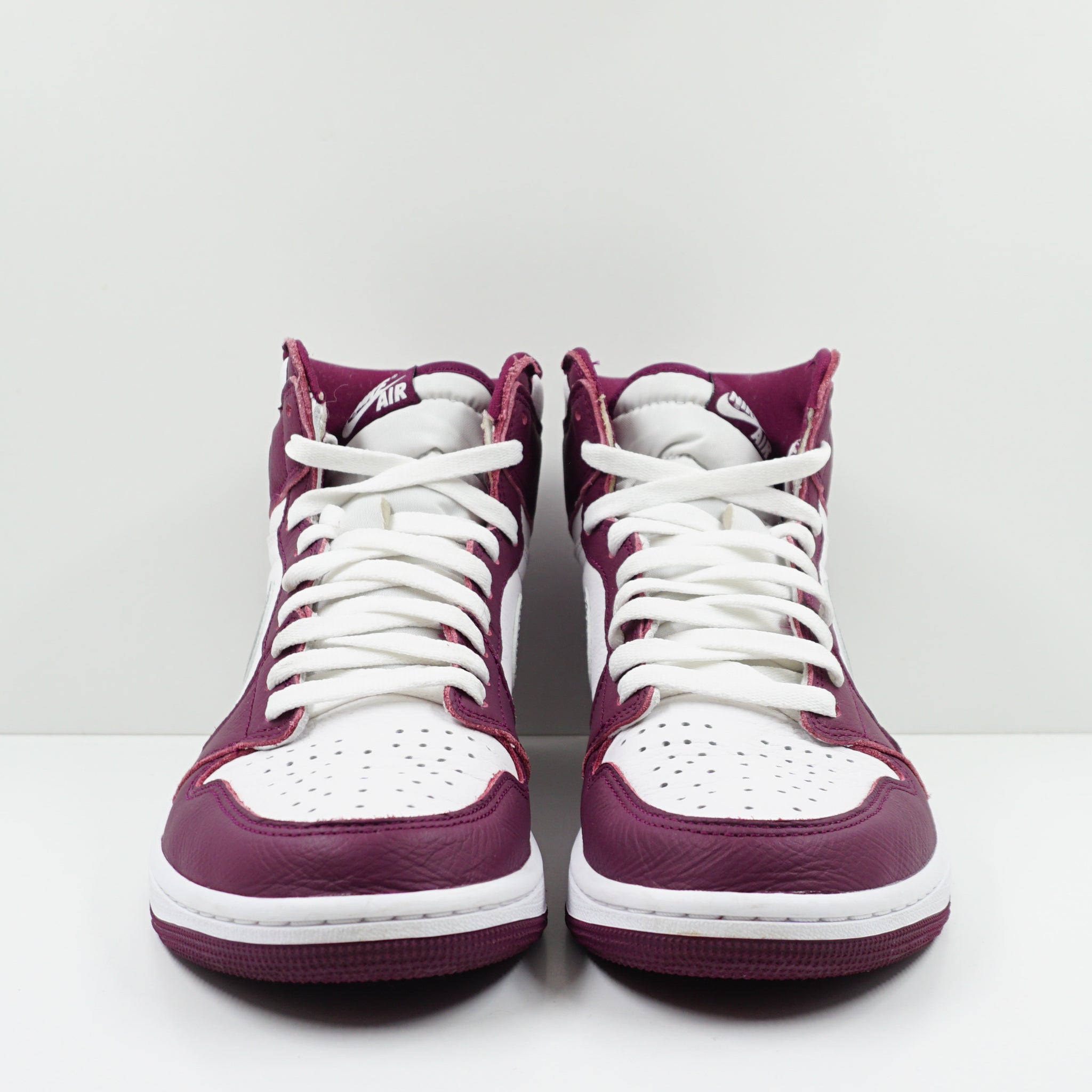 Jordan 1 Retro High OG Bordeaux