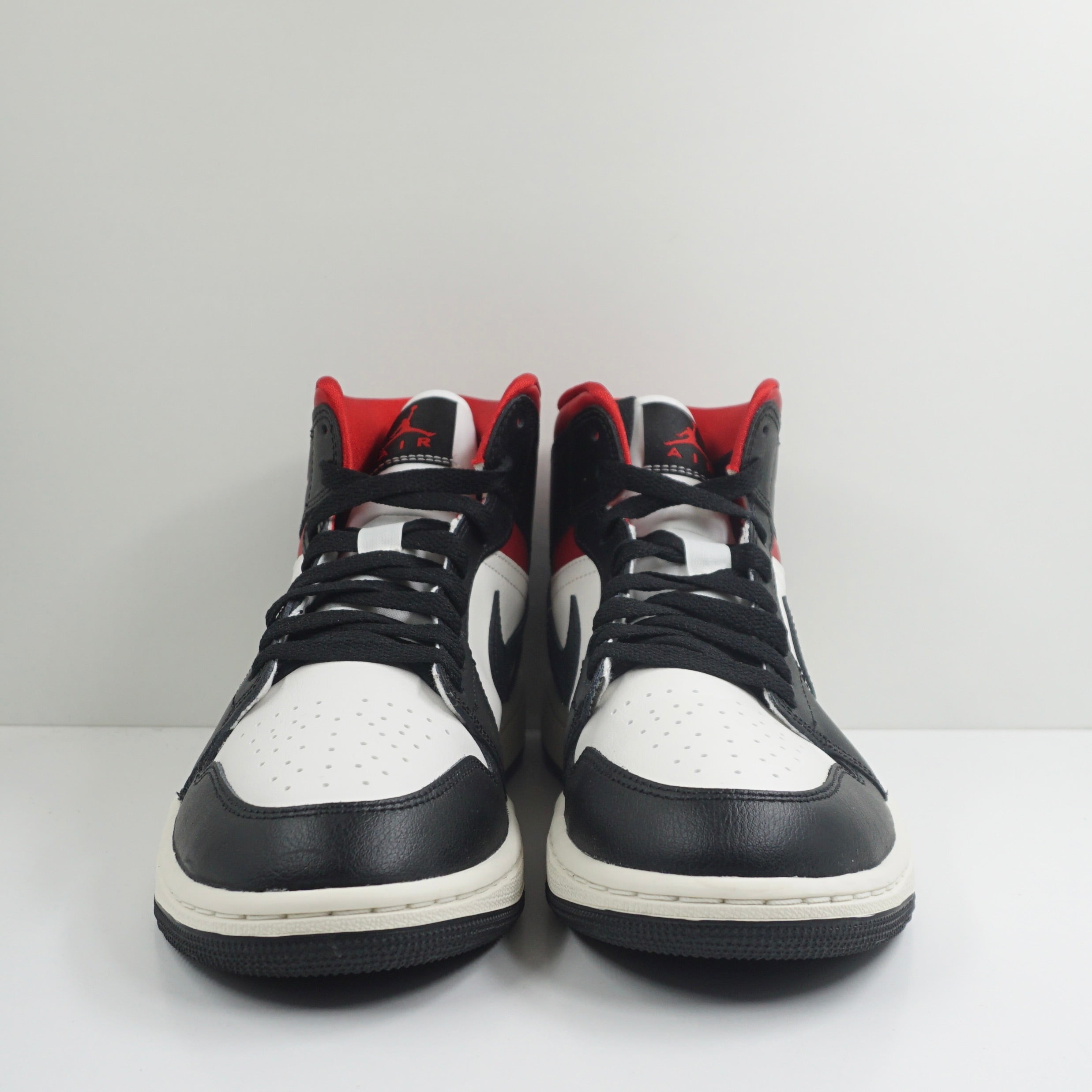 Jordan 1 Mid Gym Red Panda (W)