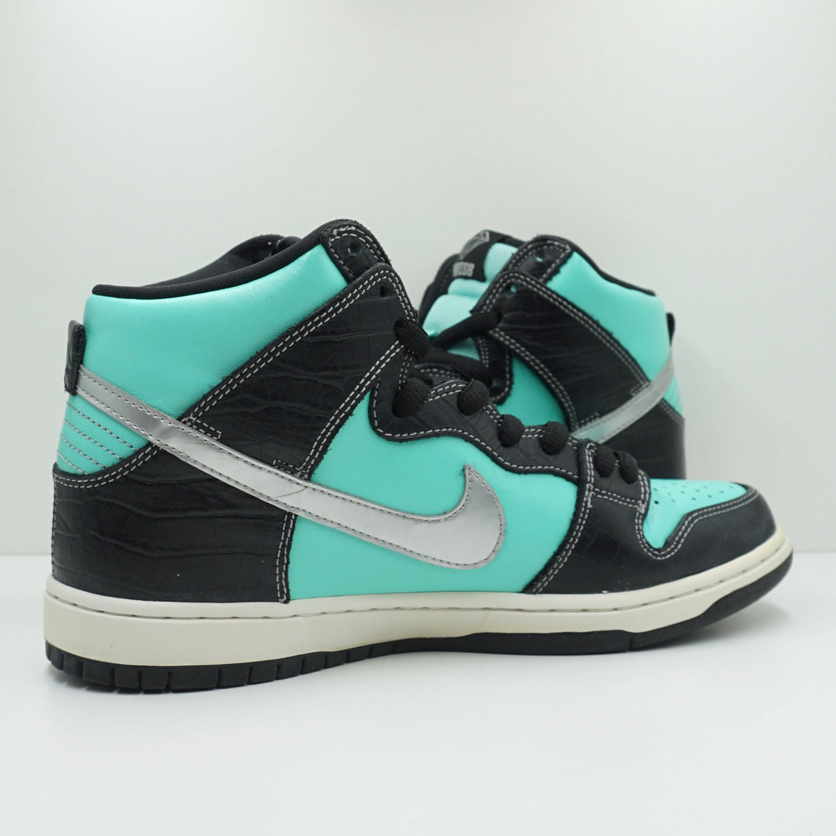 Nike SB Dunk High Diamond Supply Co. Aqua Blue