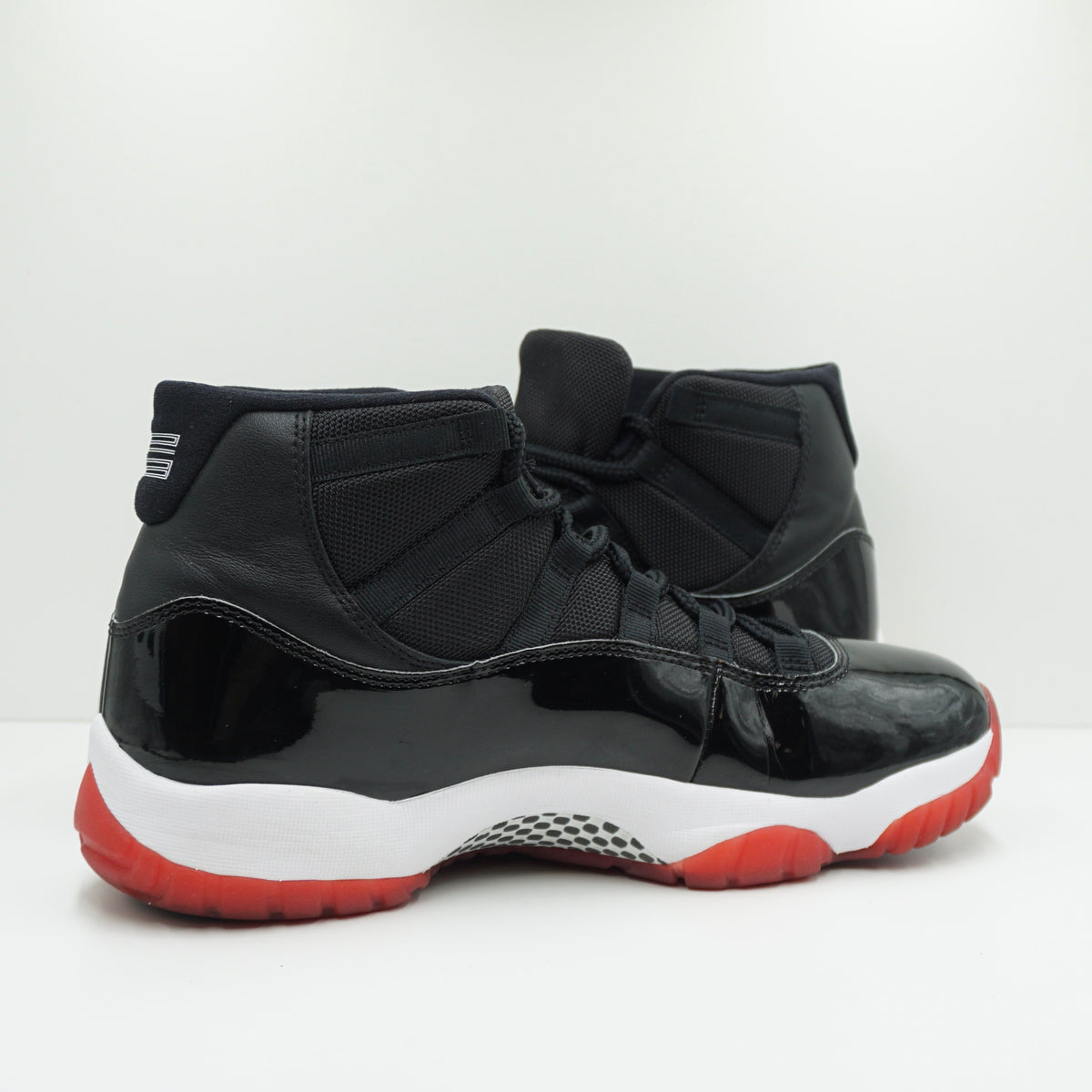 Jordan 11 Retro Playoffs Bred (2019)
