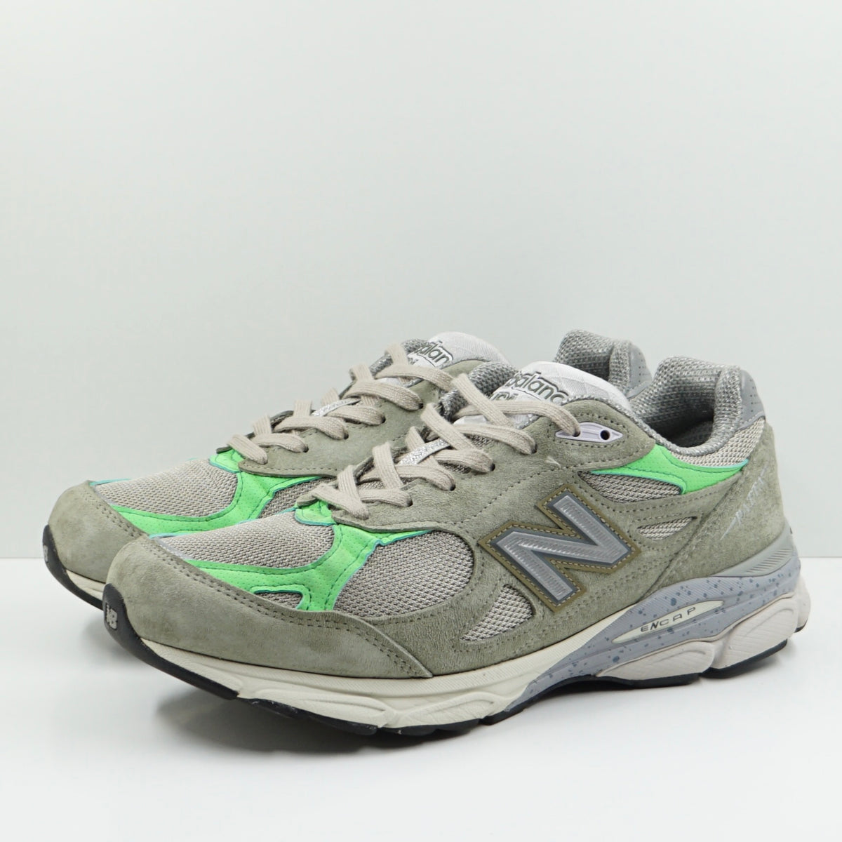 New Balance x Patta 990v3 MiUSA Keep Your Family Close