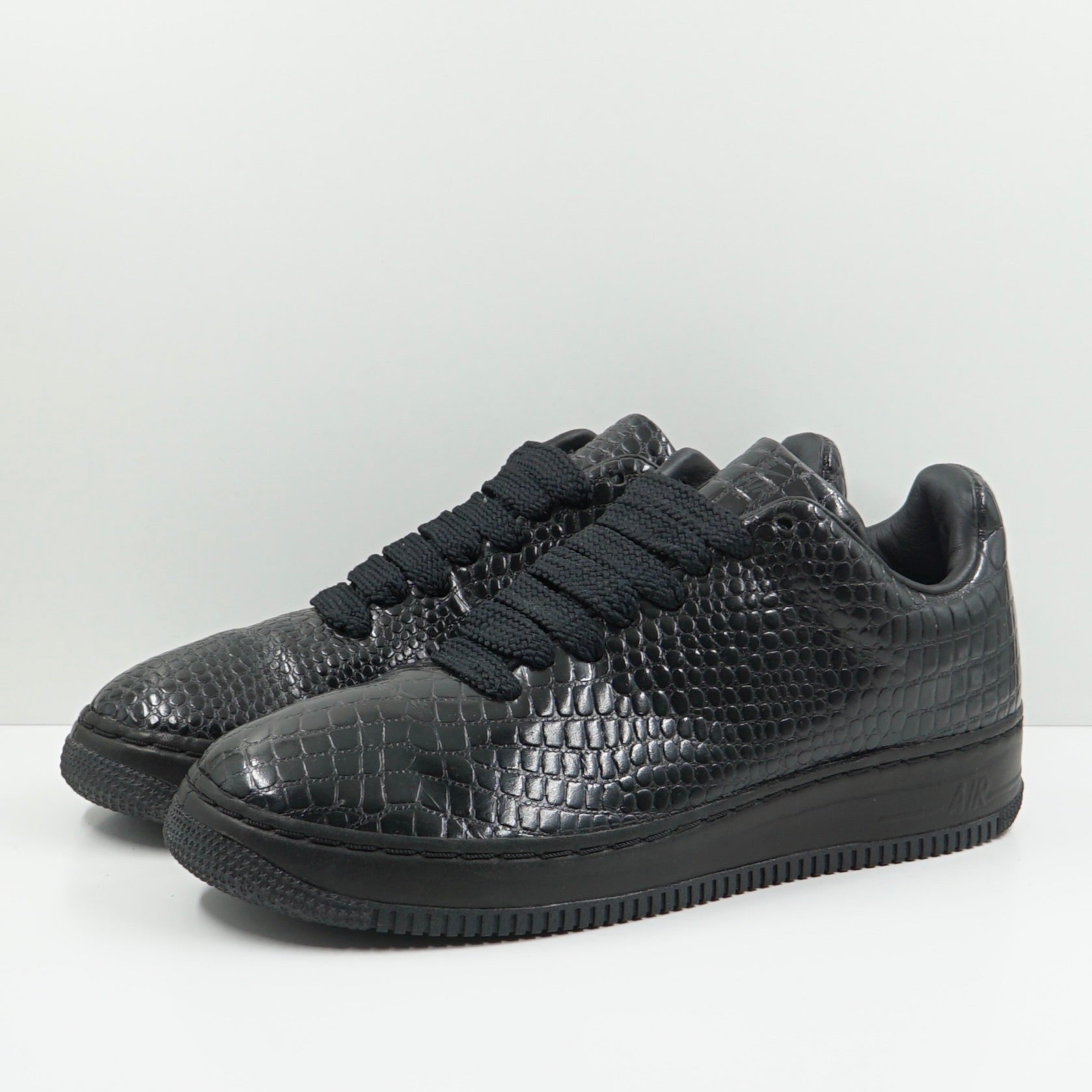 Nike Air Force 1 Low Supreme Black Croc