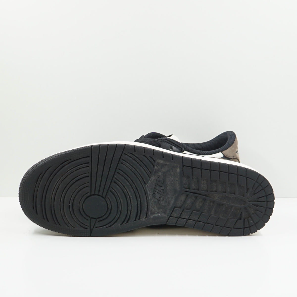 Jordan 1 Retro Low OG Mocha