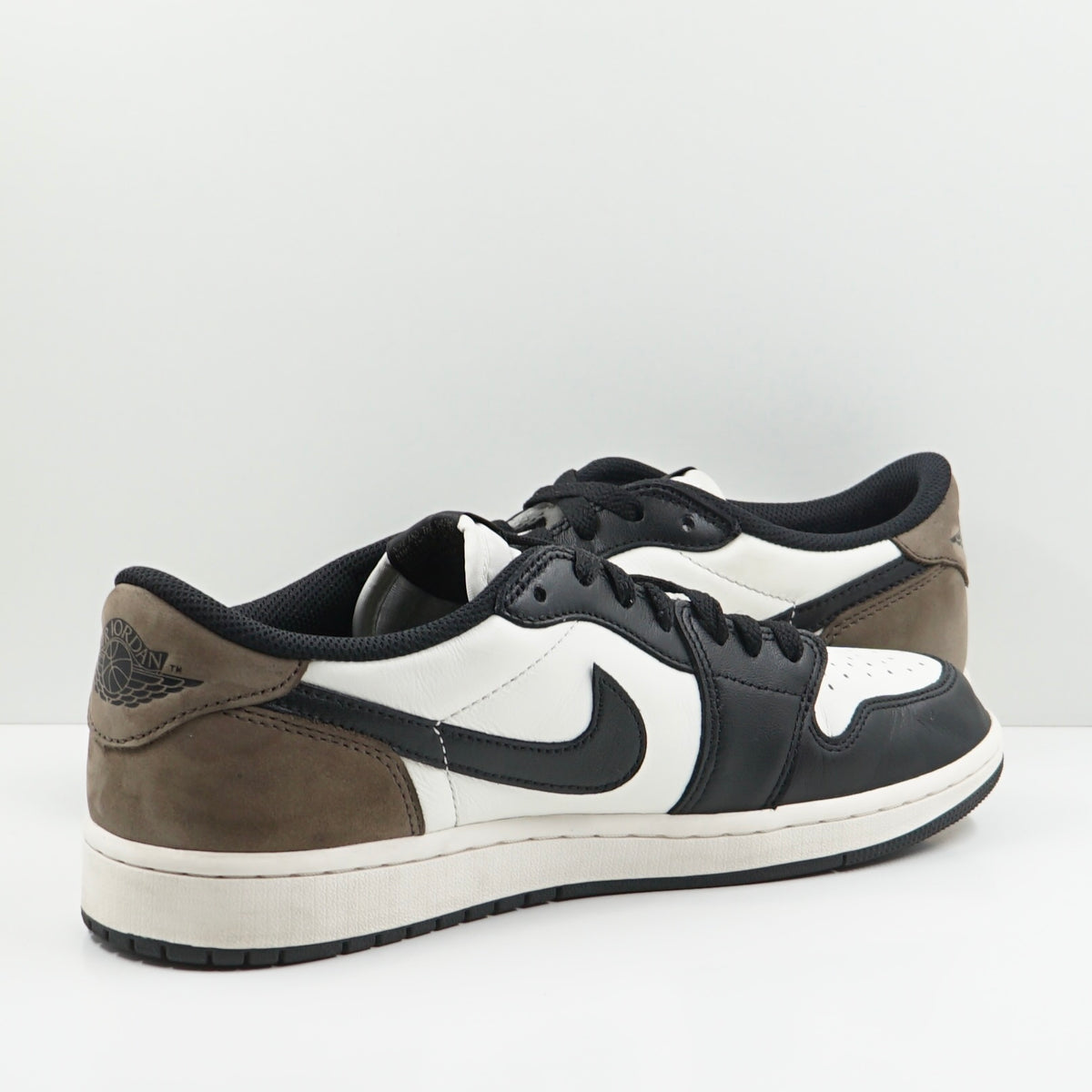 Jordan 1 Retro Low OG Mocha