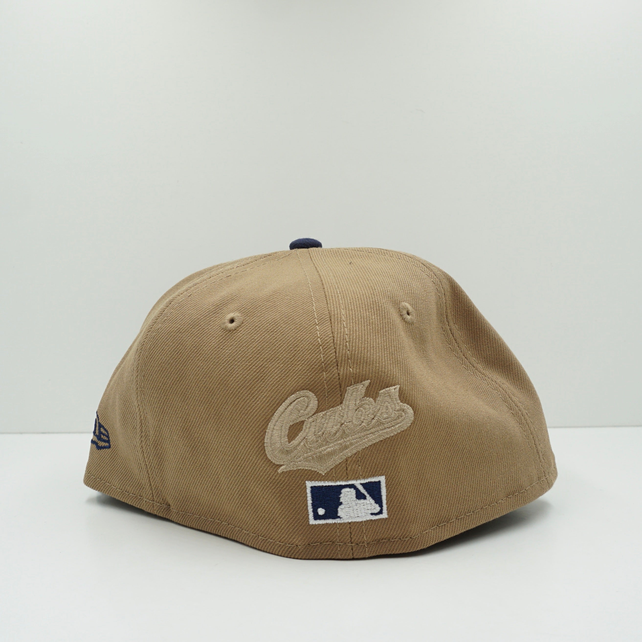 New Era Chicago Cubs 8-Bit Brown Navy Fitted Cap