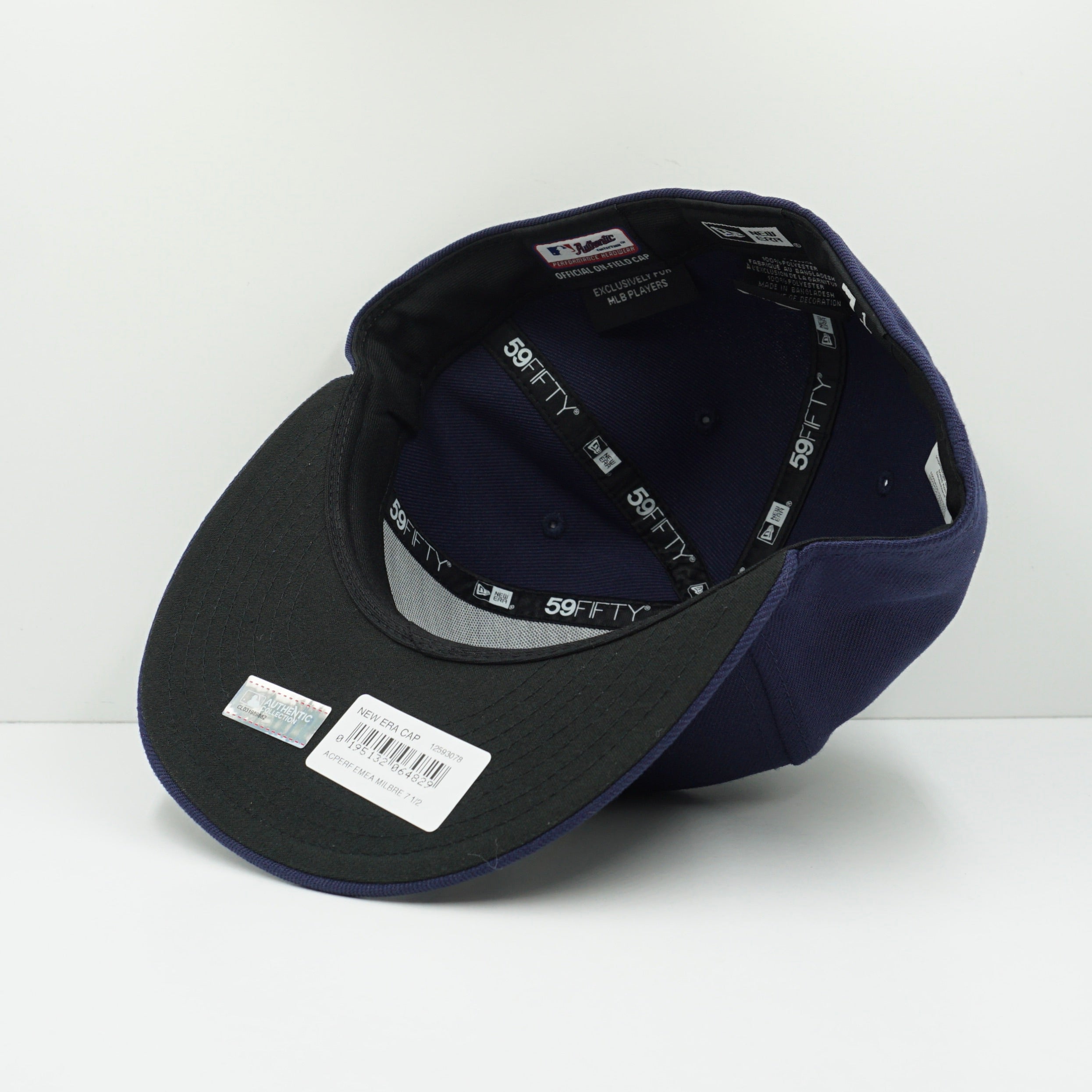 New Era  Milwaukee Brewers Navy Fitted Cap