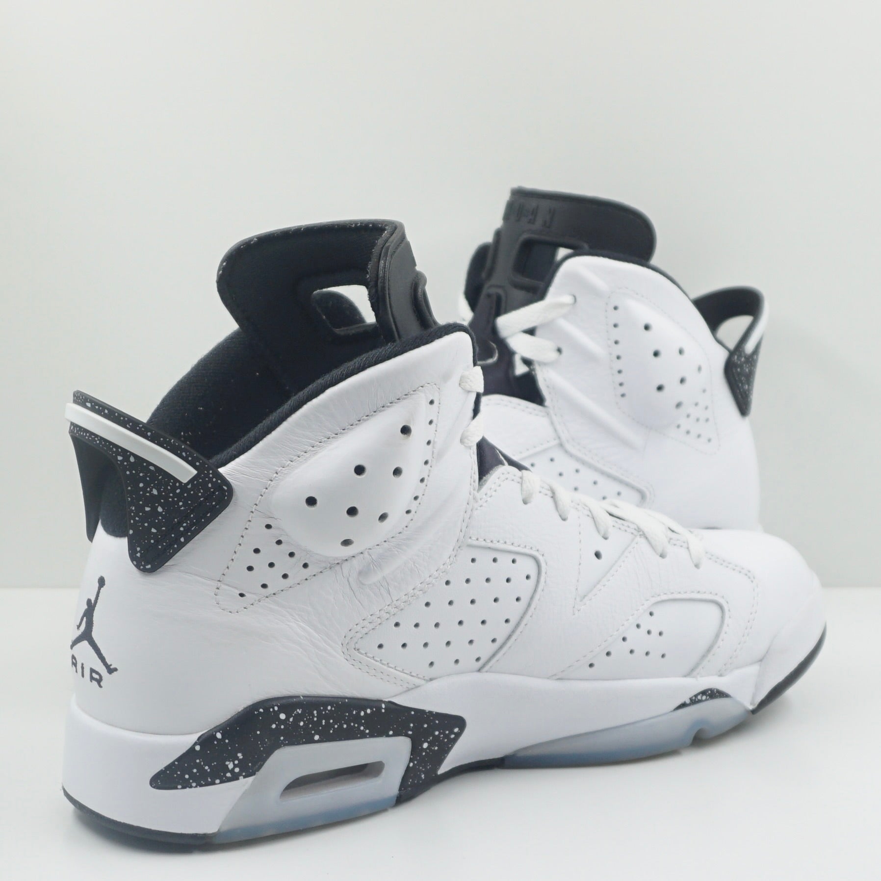 Jordan 6 Retro Reverse Oreo