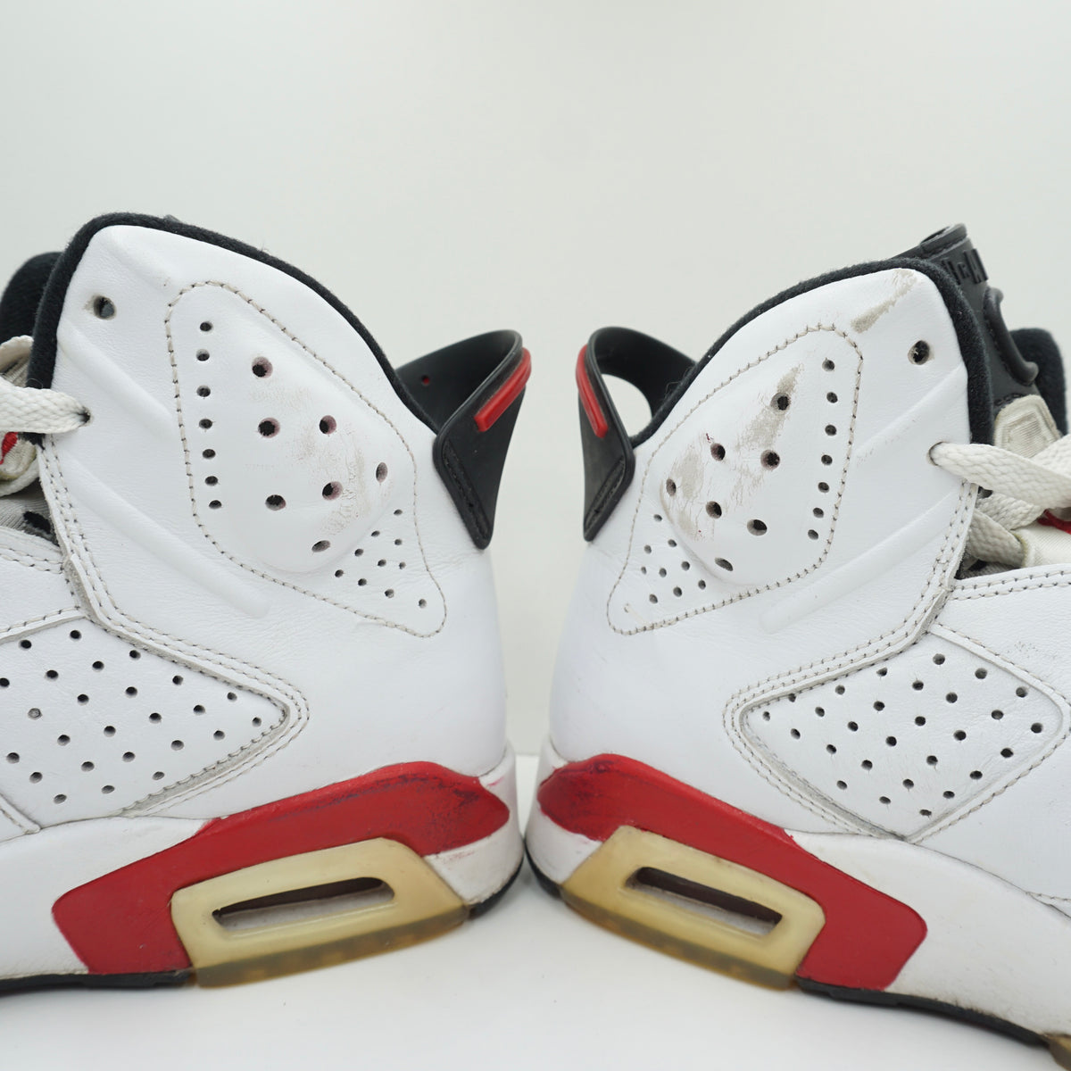Jordan 6 Retro Bulls (2010)