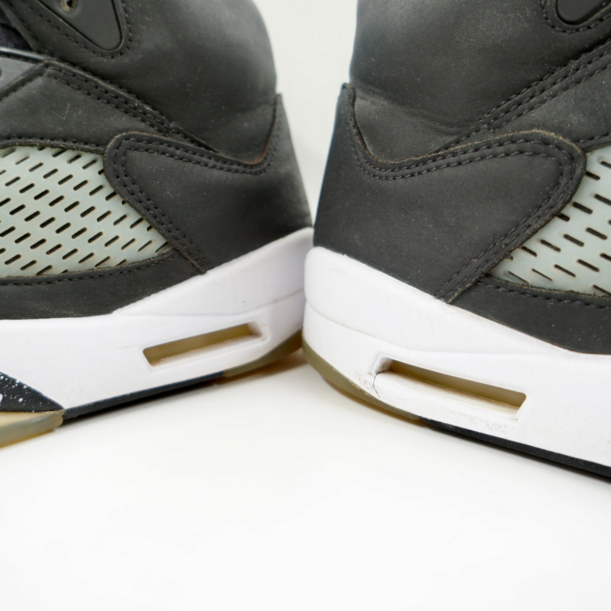 Jordan 5 Retro Moonlight (2021)