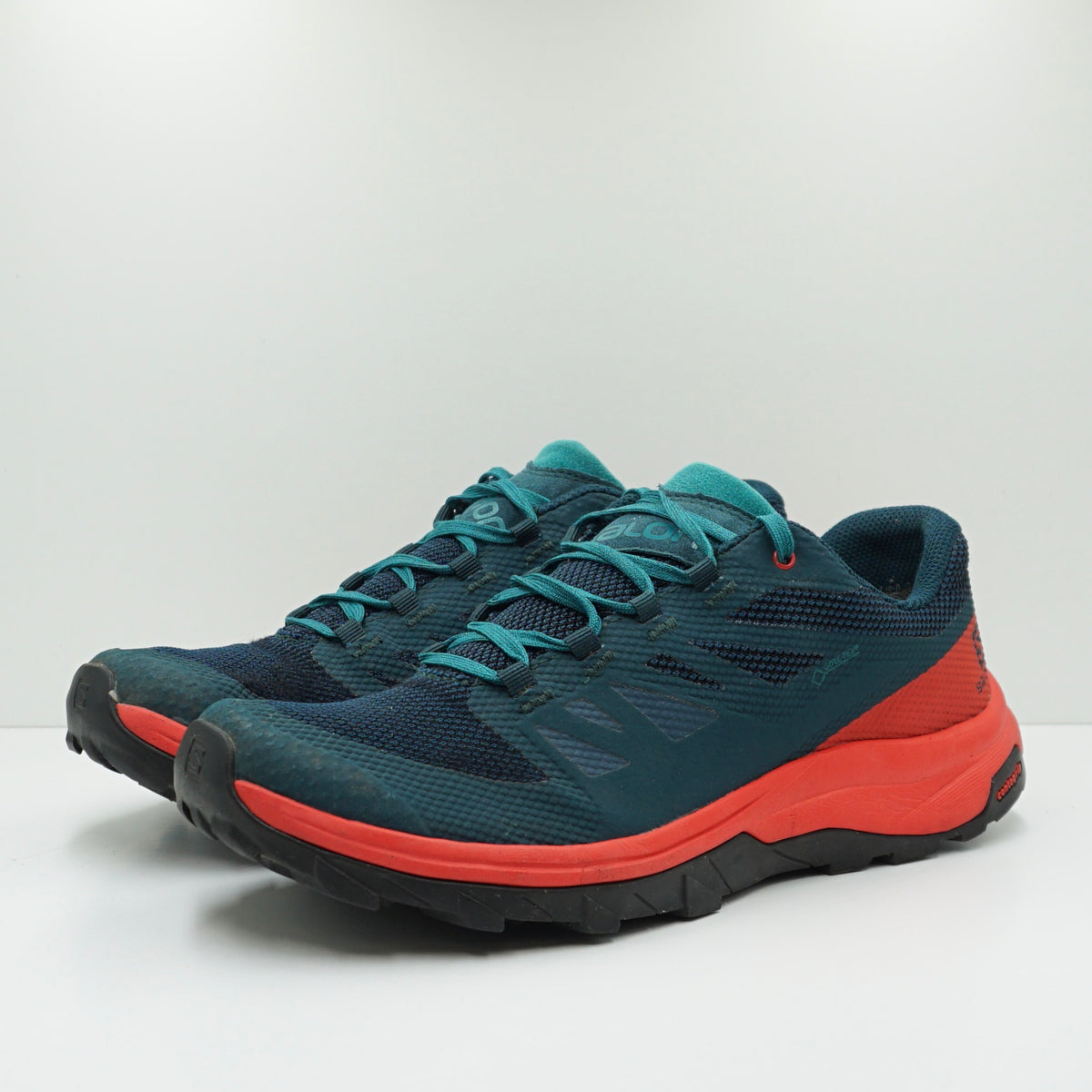 Salomon Outline GTX