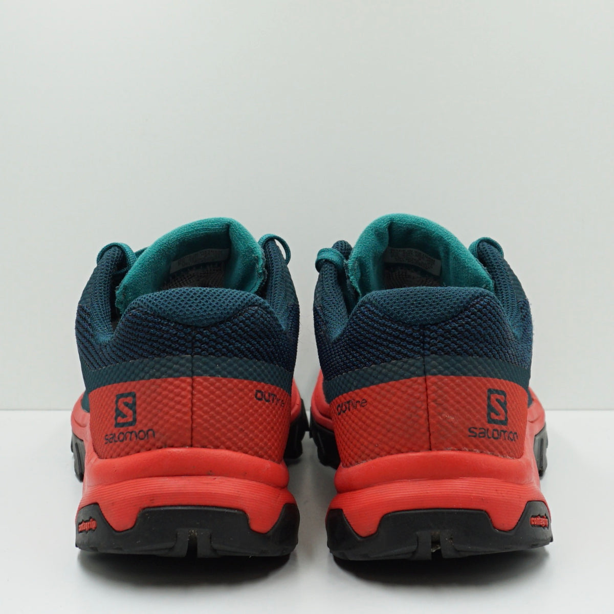 Salomon Outline GTX