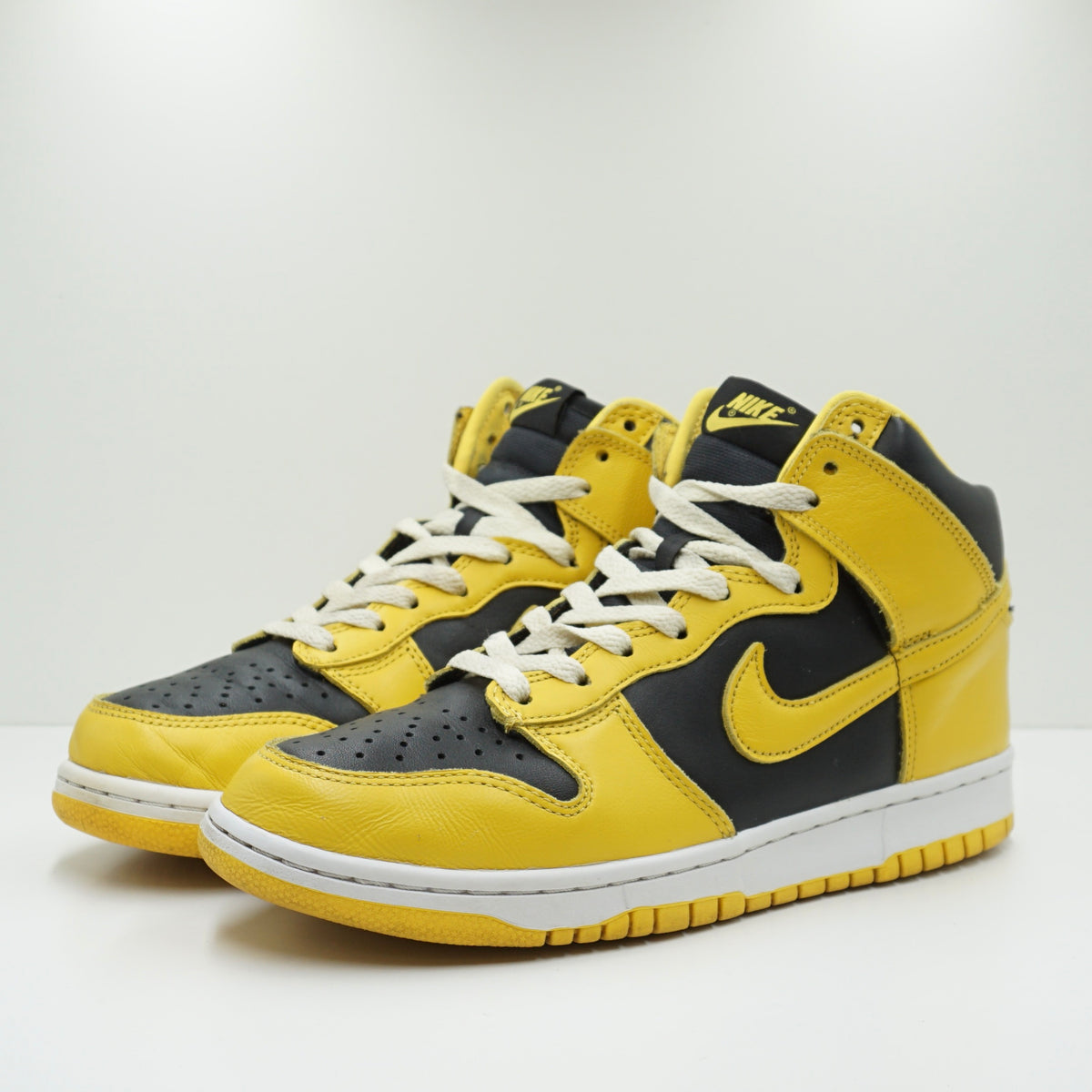 Nike Dunk High Iowa (2020)