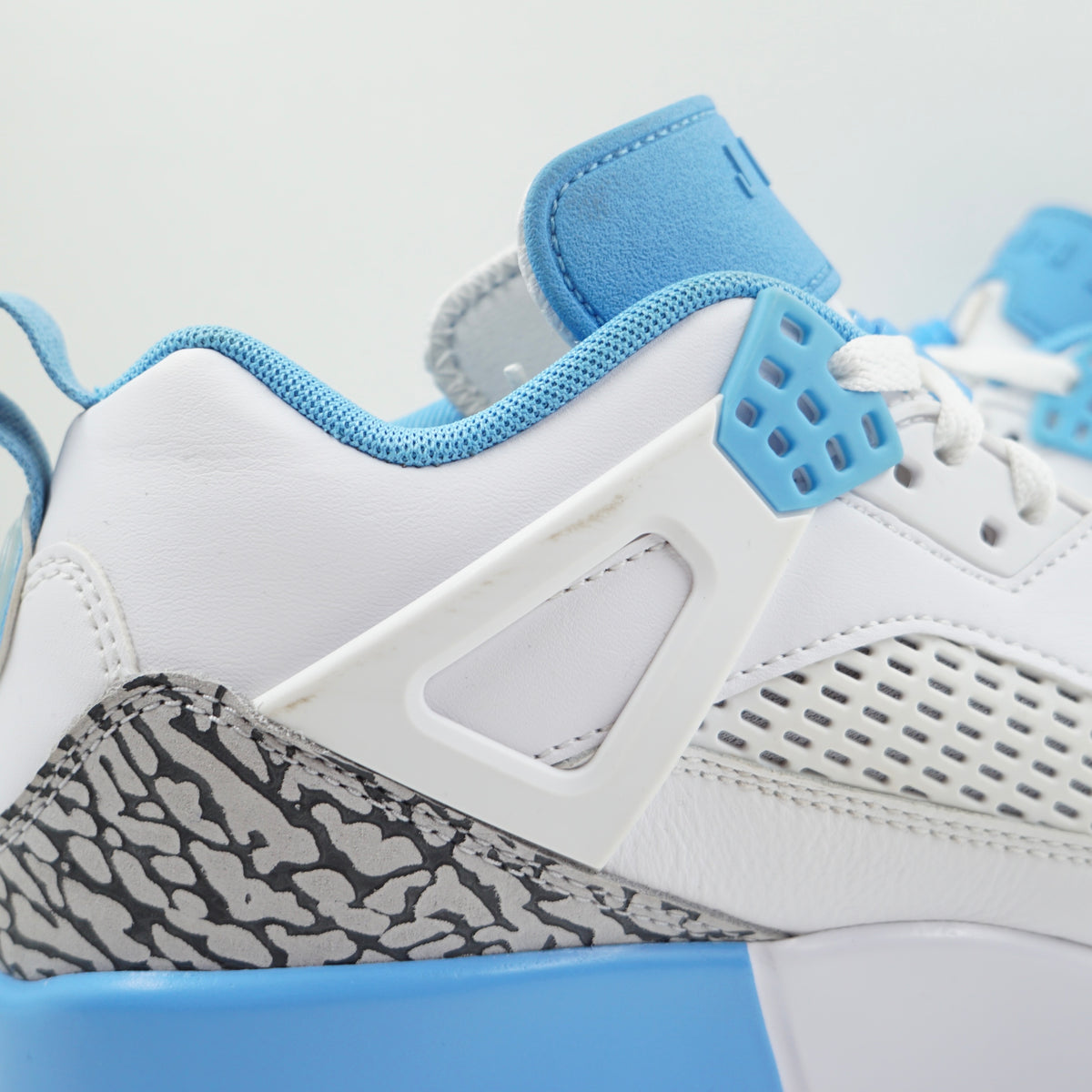 Jordan Spizike Low UNC