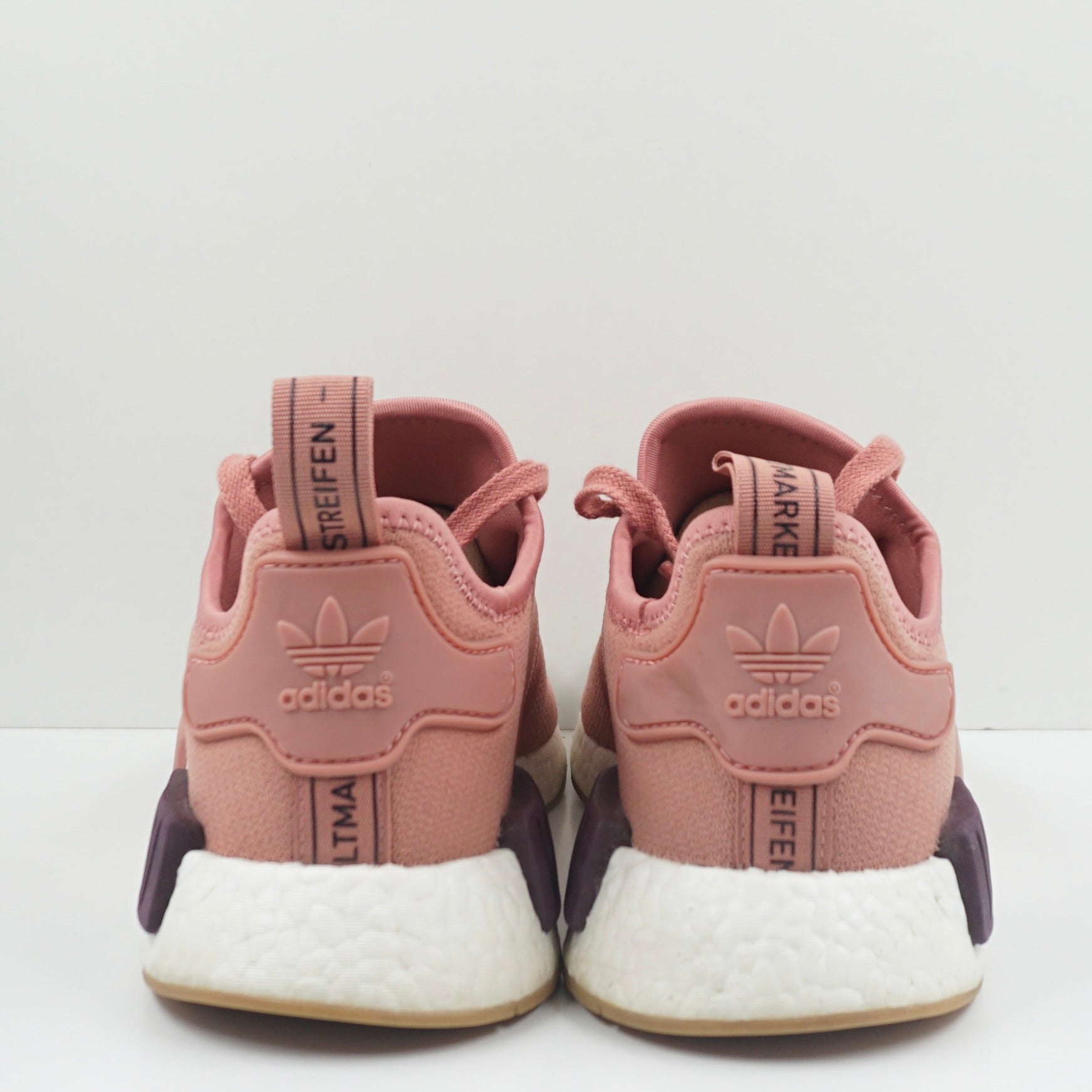 Adidas NMD R1 Salmon (W)