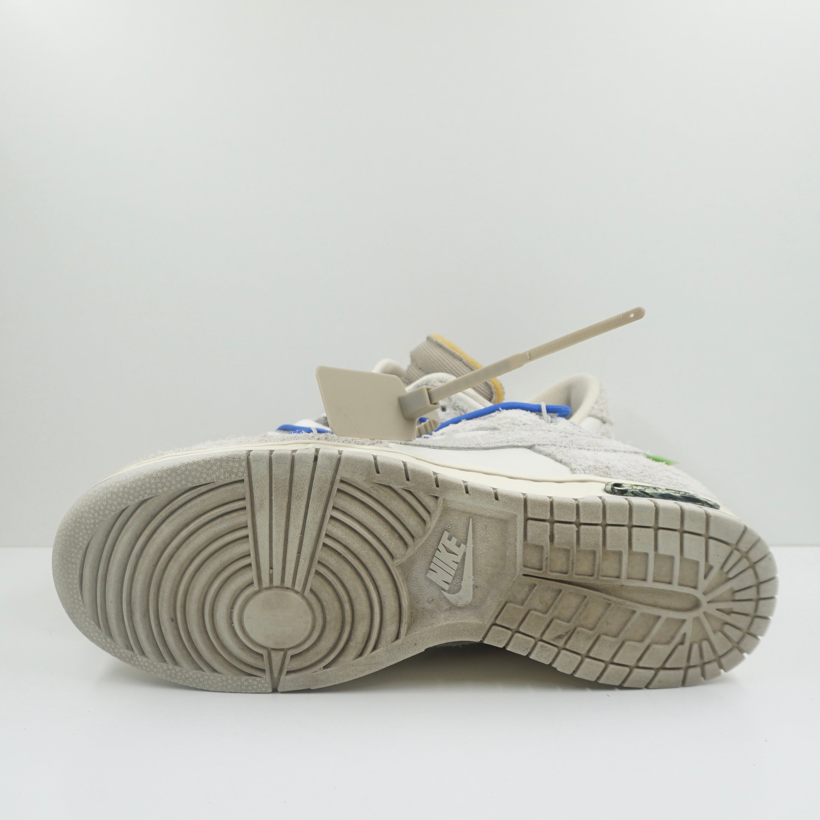 Nike Dunk Low Off-White Lot 32