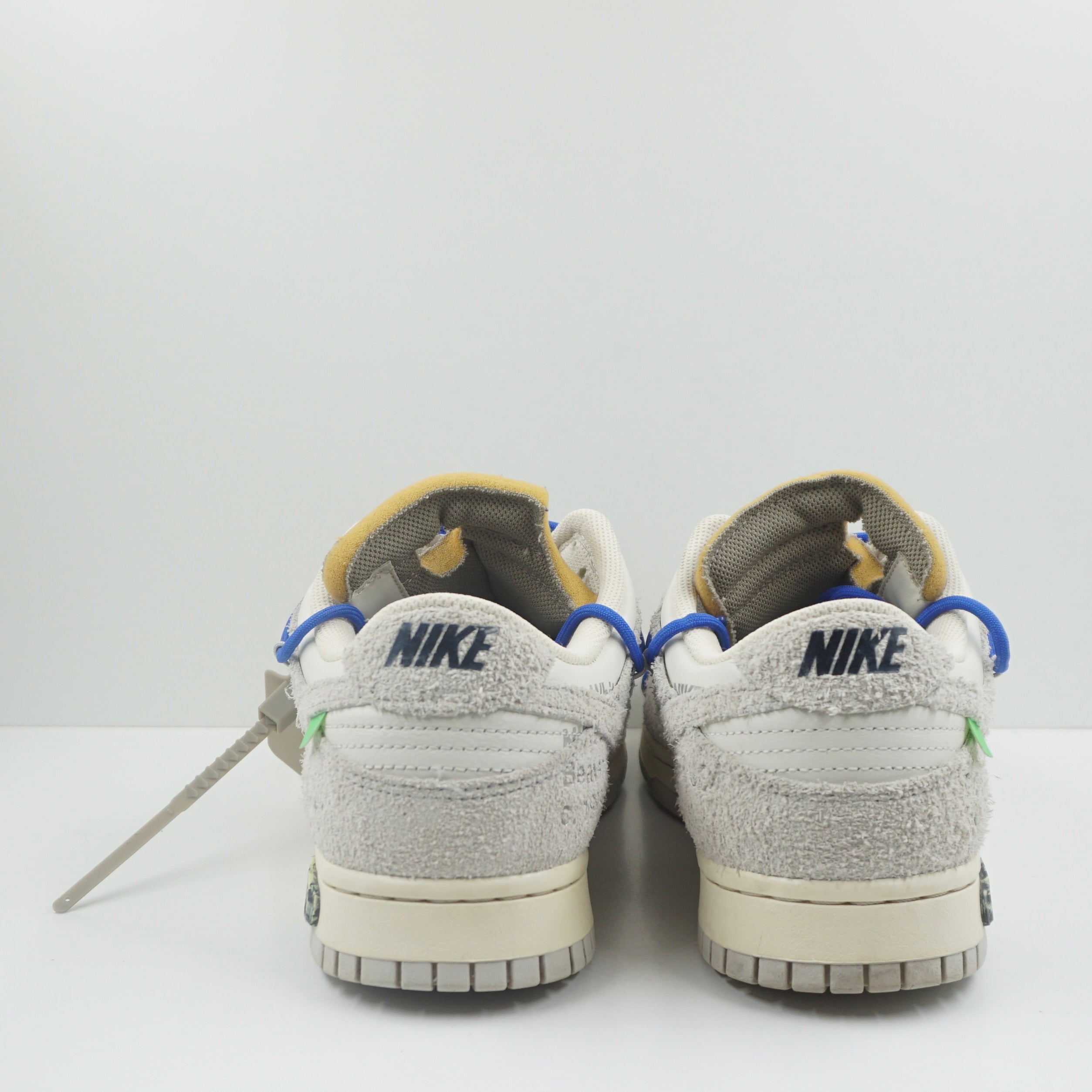 Nike Dunk Low Off-White Lot 32