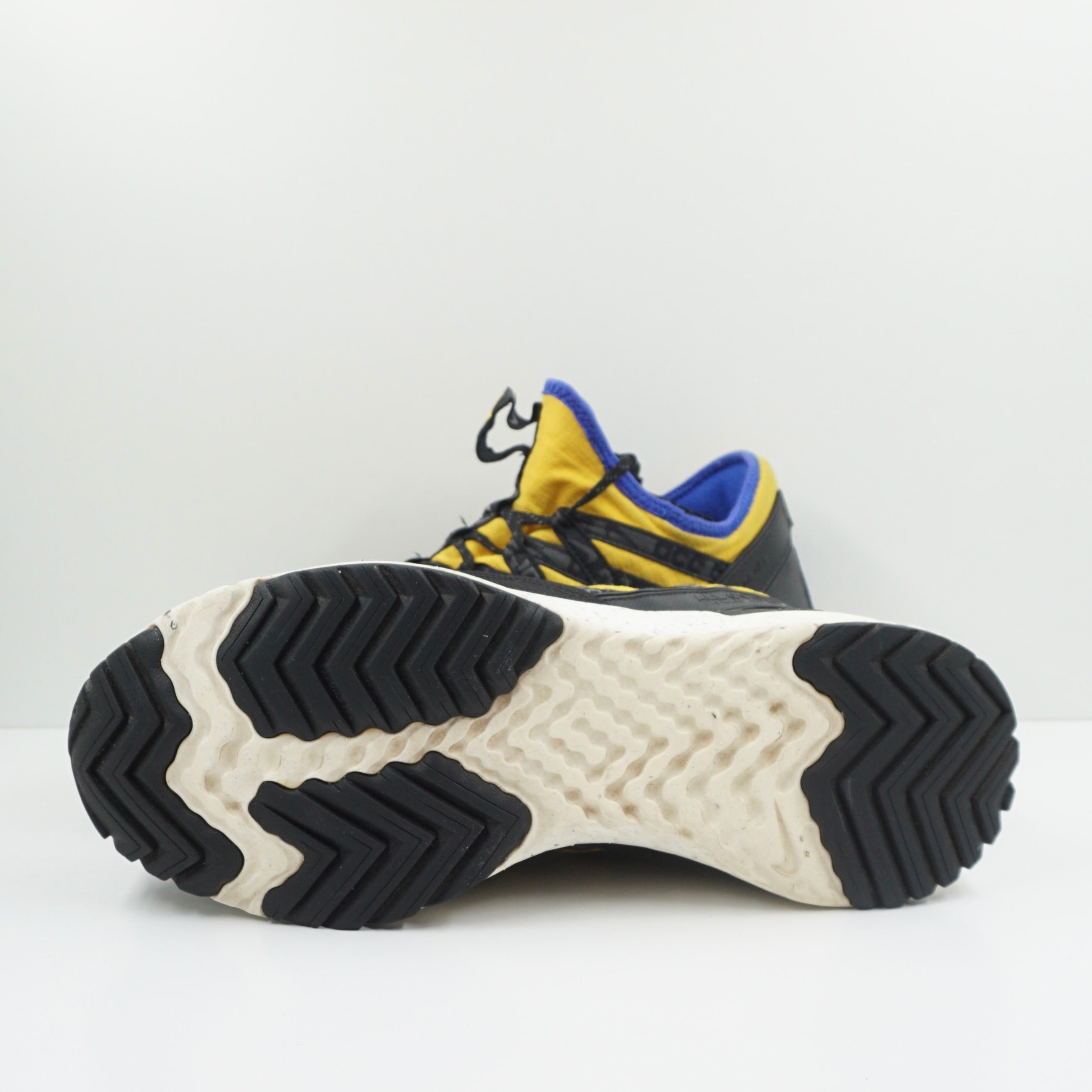 Nike ACG React Terra Gobe Amarillo