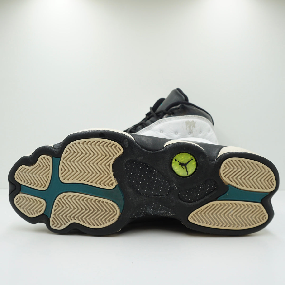 Jordan 13 Retro Barons Hologram