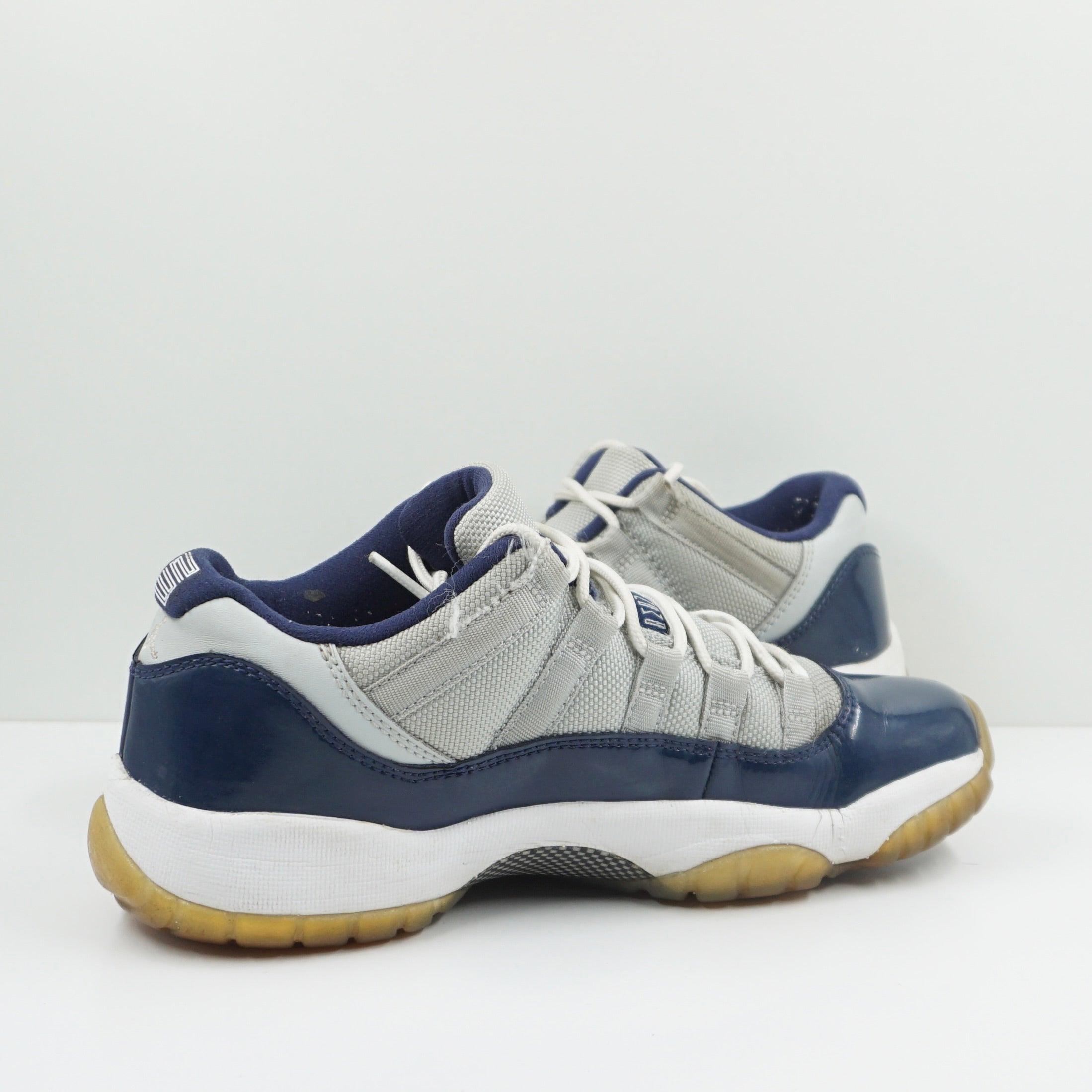 Jordan 11 Retro Low Georgetown (GS)