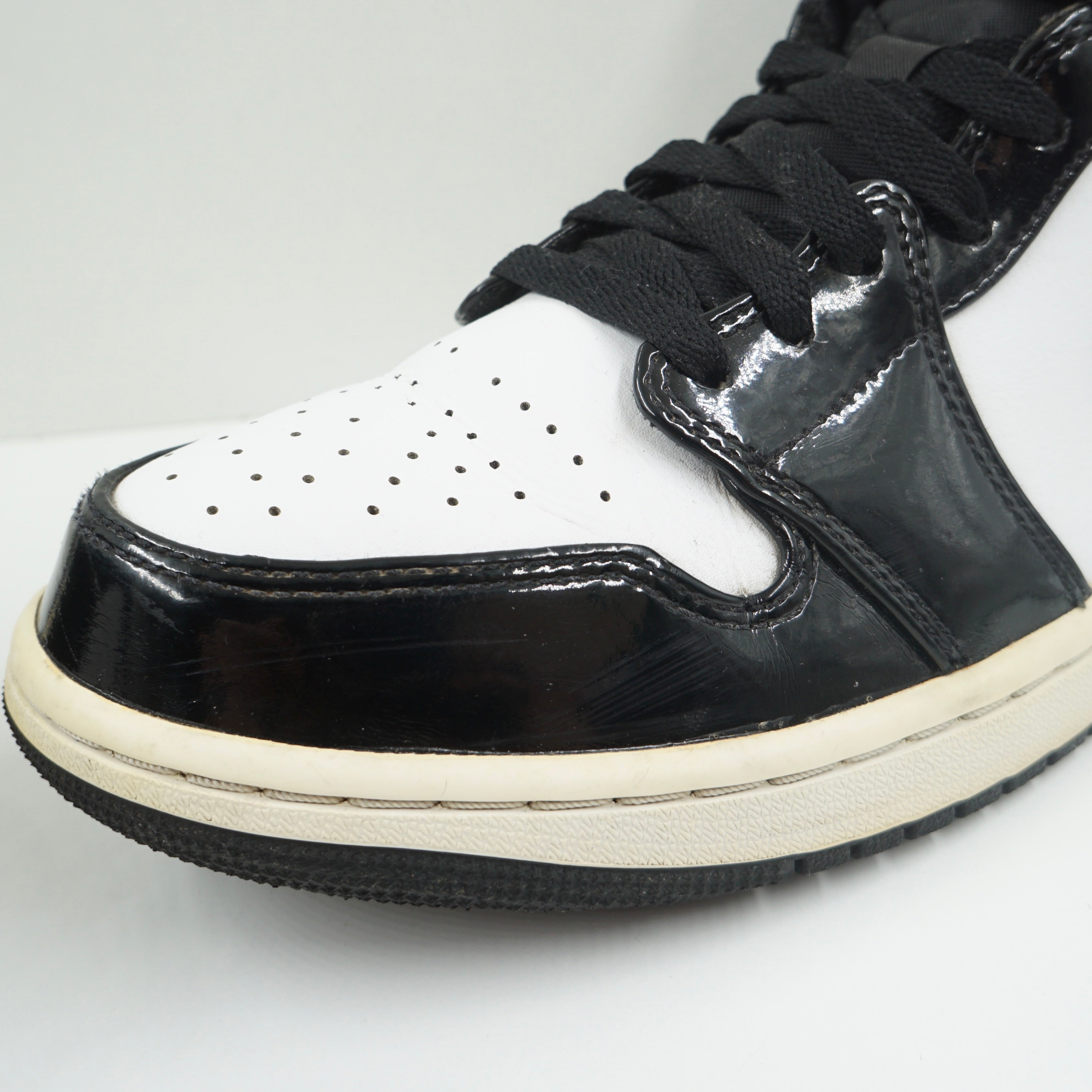 Jordan 1 Mid Carbon Fiber