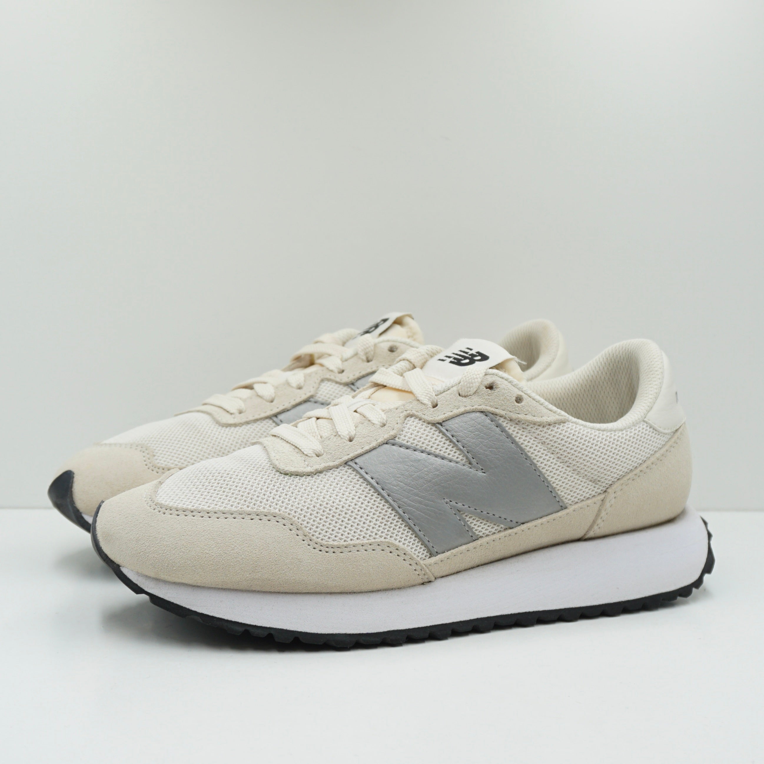 New Balance 237 Sea Salt Silver Metallic (W)