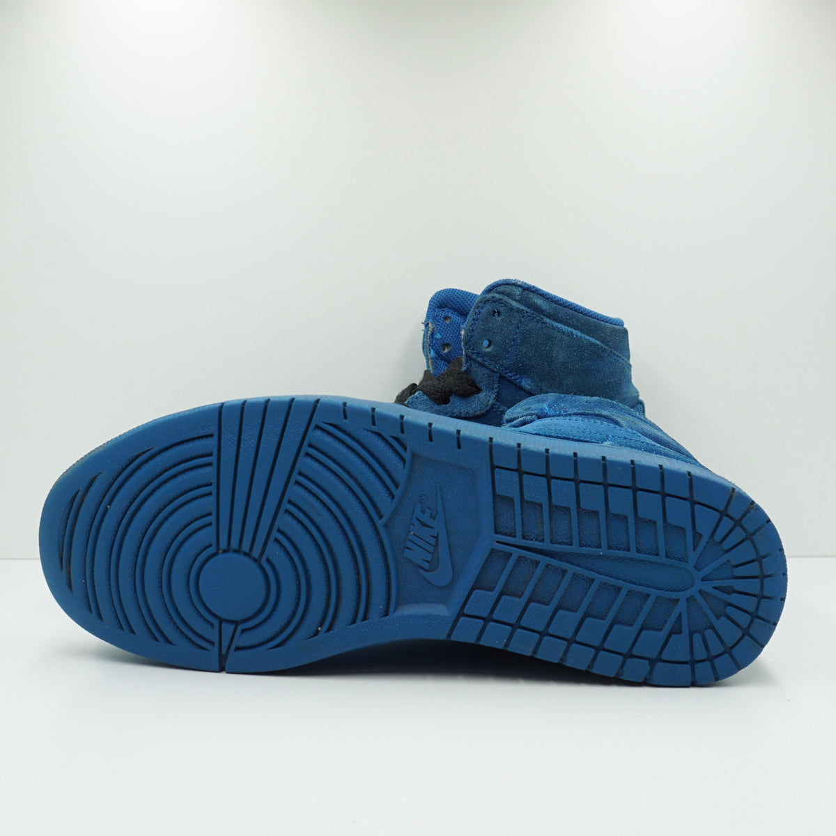Jordan 1 Retro Blue Suede