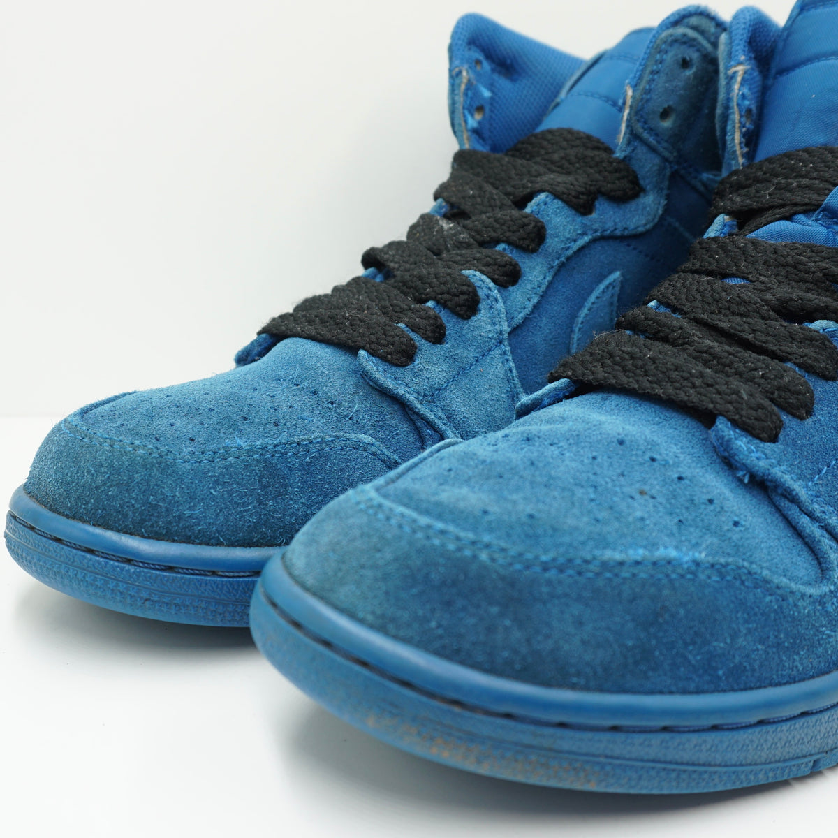 Jordan 1 Retro Blue Suede
