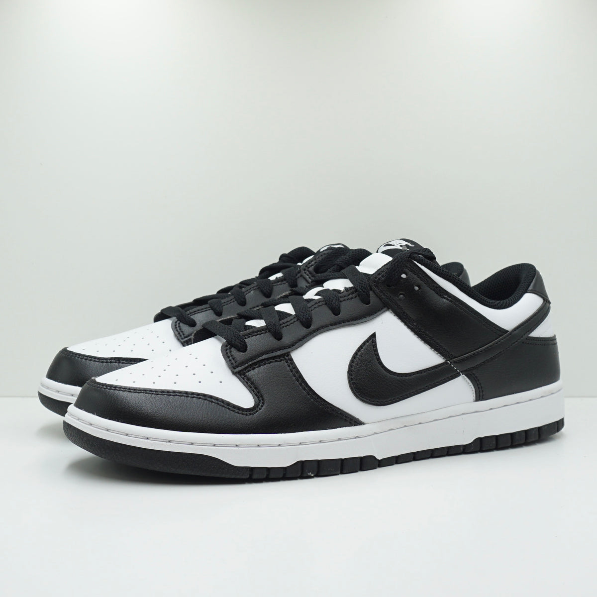 Nike Dunk Low White Black Panda (2025)