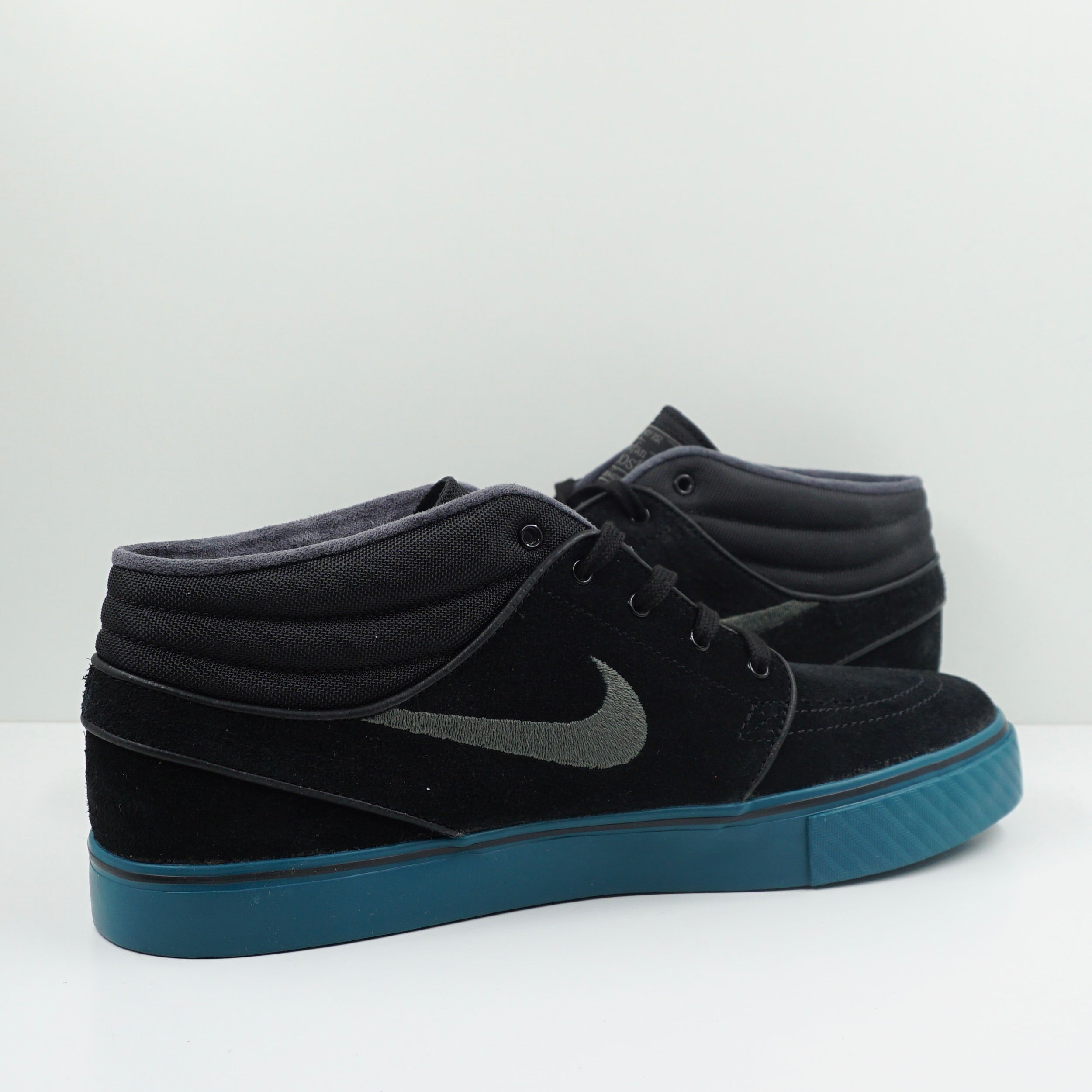 Nike Zoom Stefan Janoski Mid SB Black Dark Grey