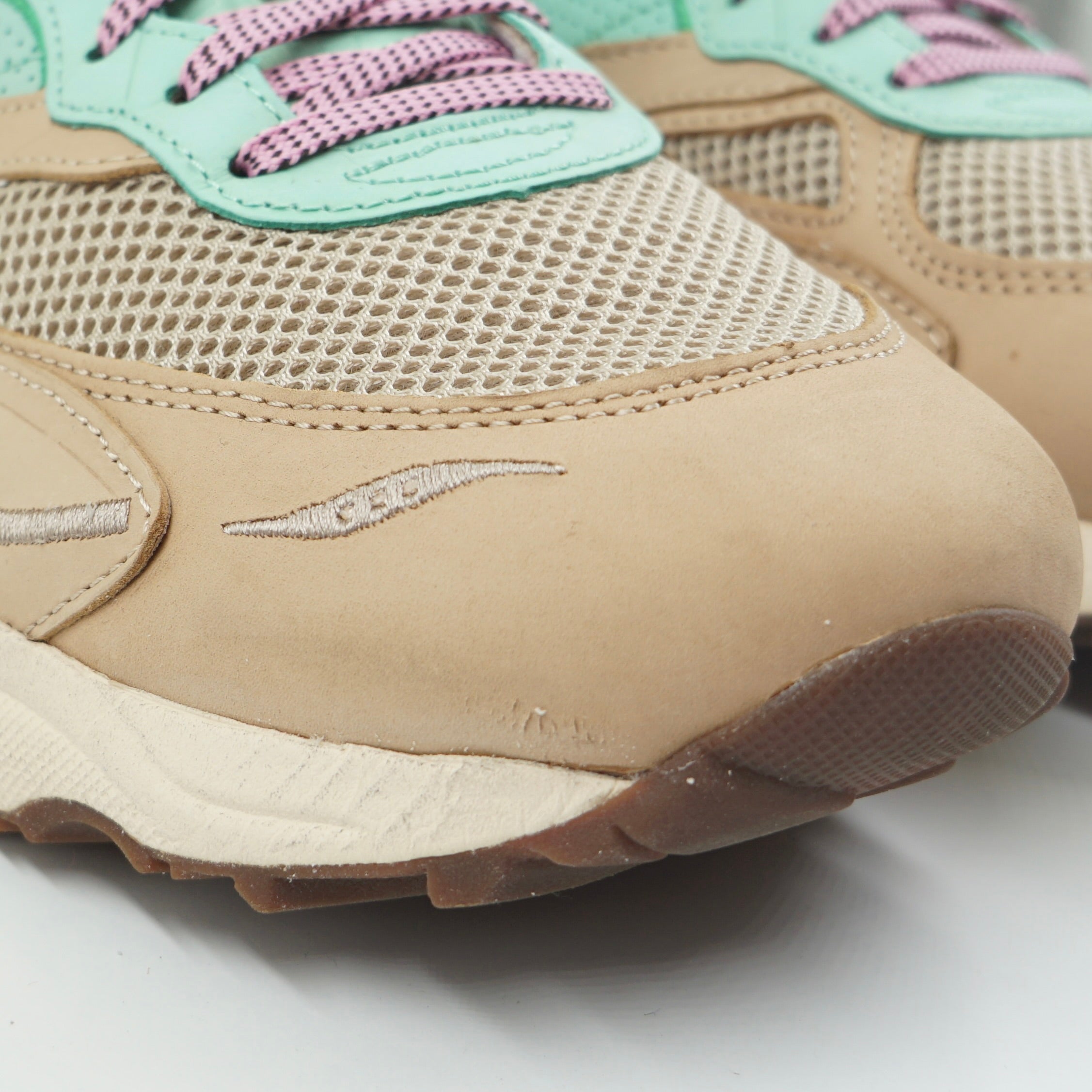 Saucony 3D Grid Hurricane Earth Citizen