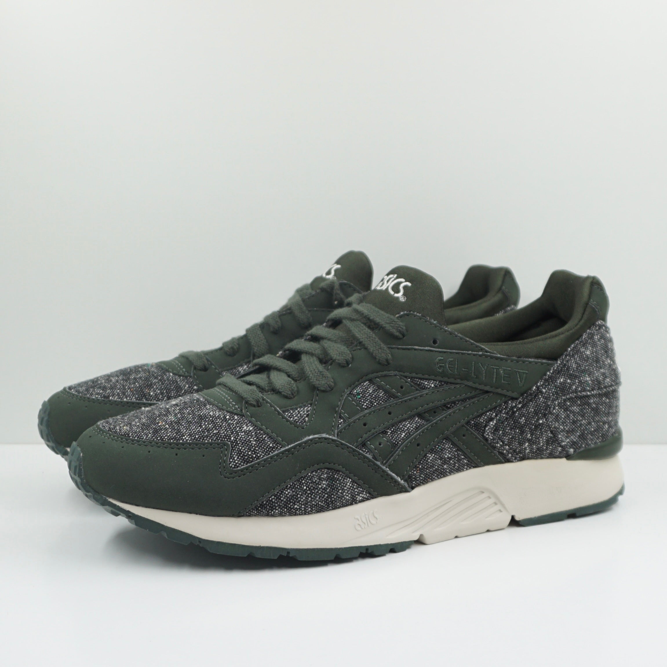 Asics Gel-Lyte V x Sneakersnstuff Tailor Pack