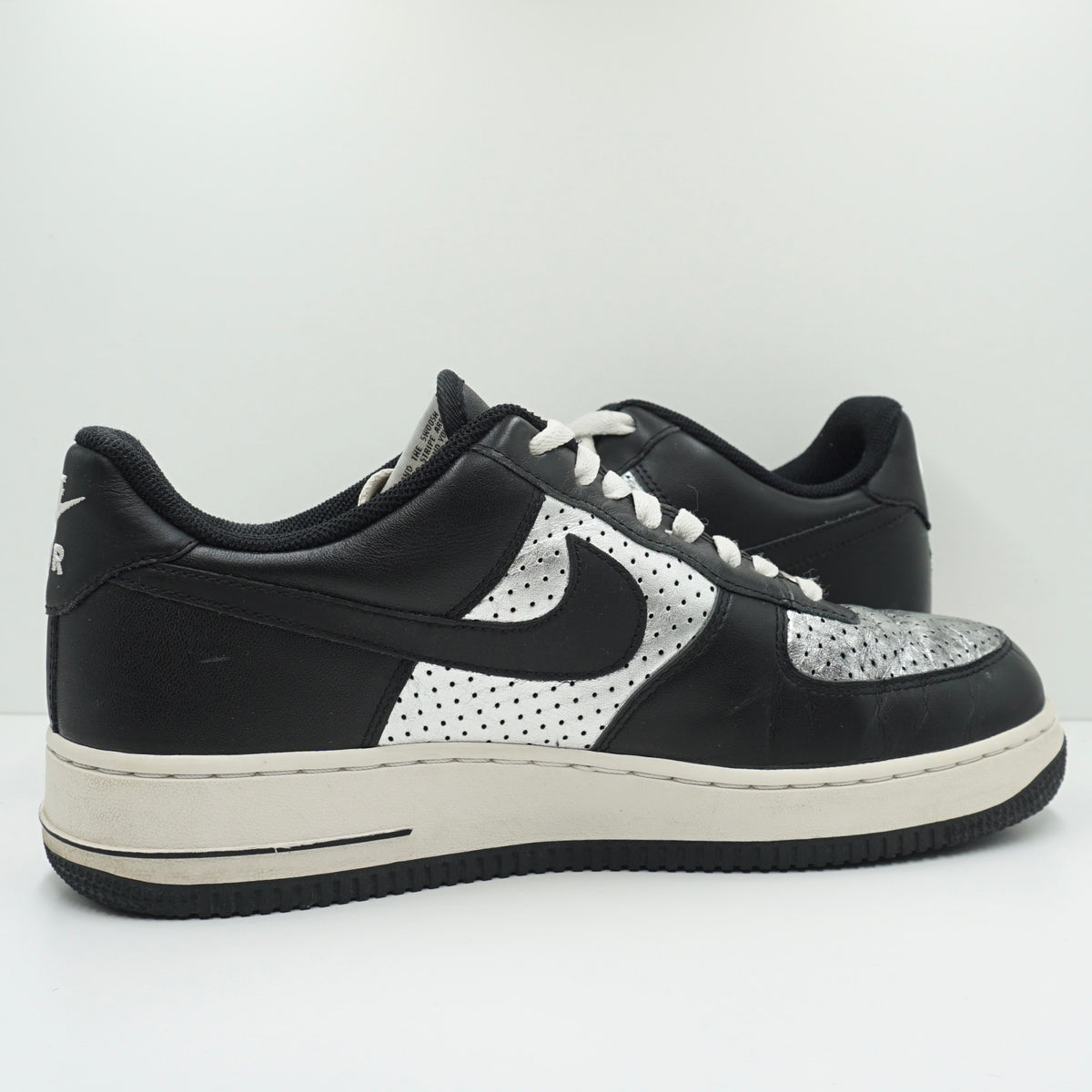 Nike Air Force 1 '07 Metallic Silver