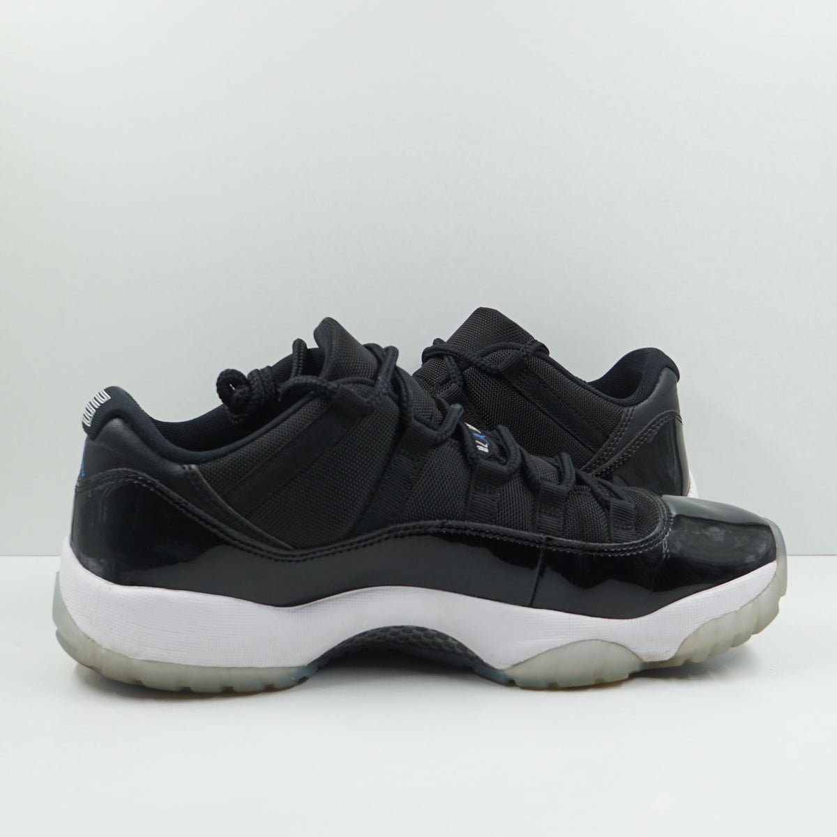Jordan 11 Retro Low Space Jam