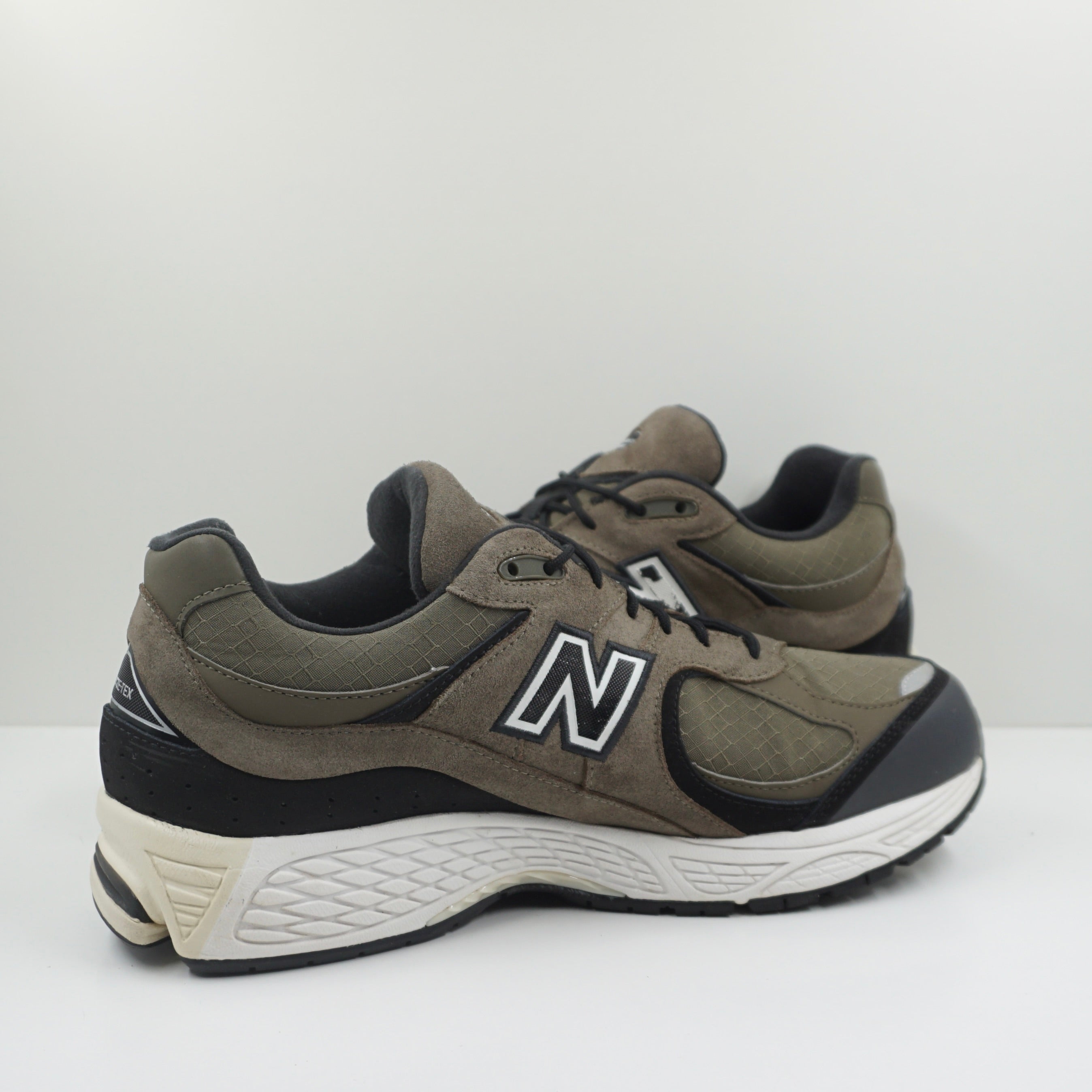 New Balance 2002R Gore-Tex Olive