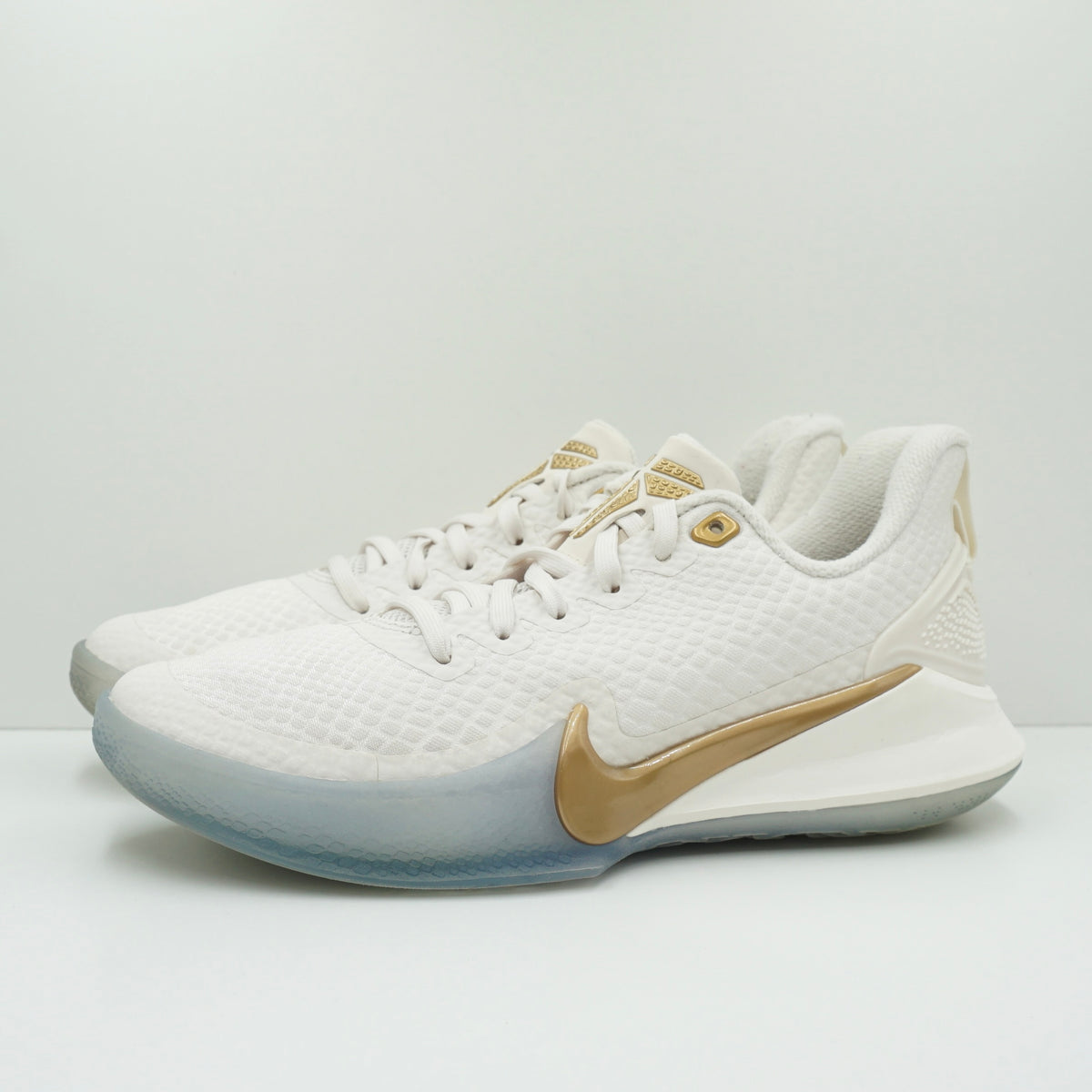 Nike Mamba Focus Metallic Gold