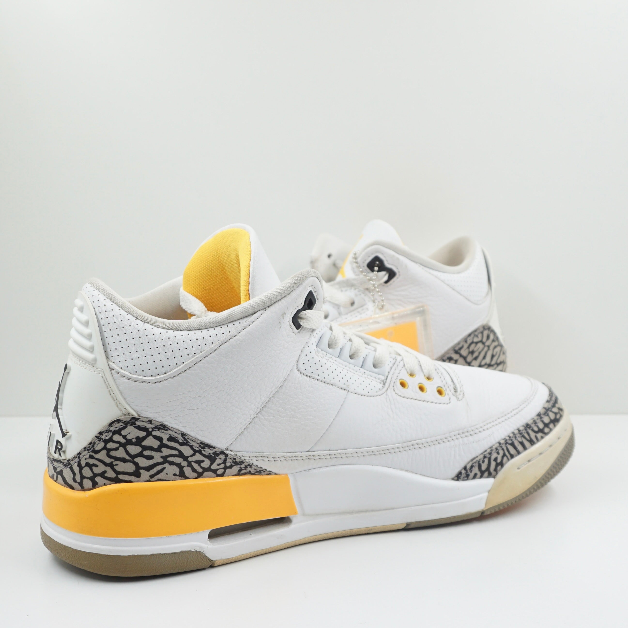 Jordan 3 Retro Laser Orange (W)