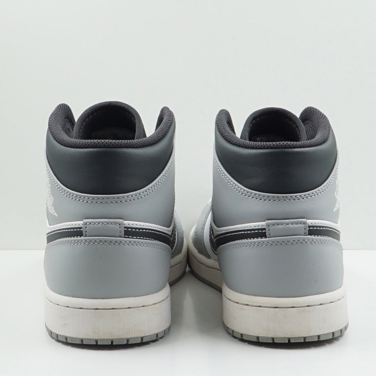 Jordan 1 Mid Light Smoke Grey Anthracite