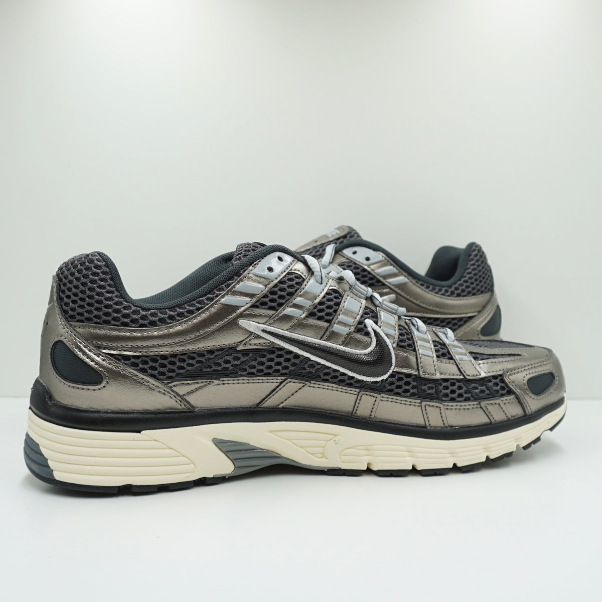 Nike P-6000 SE Anthracite Metallic Pewter