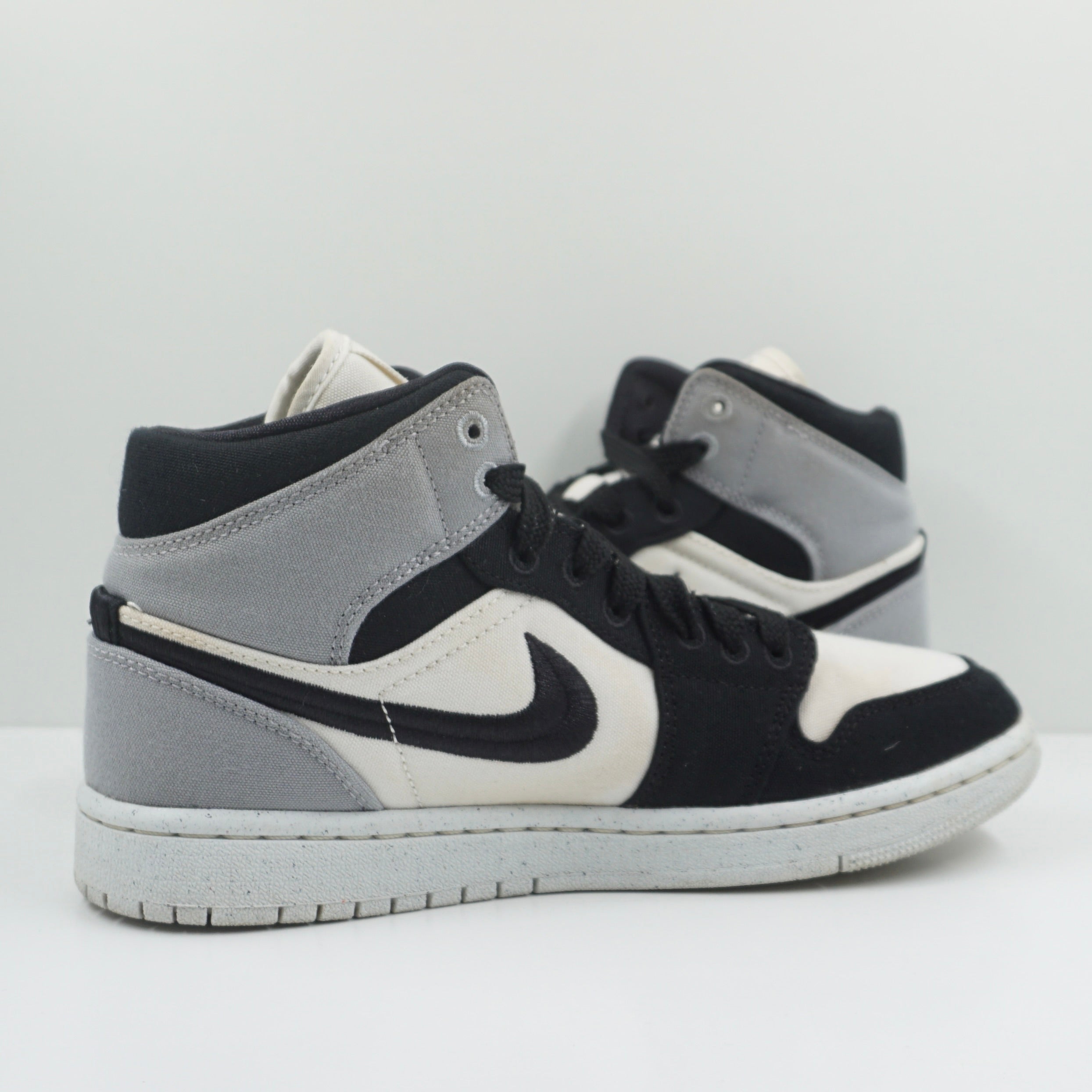Jordan 1 Mid SE Light Steel Grey (W)