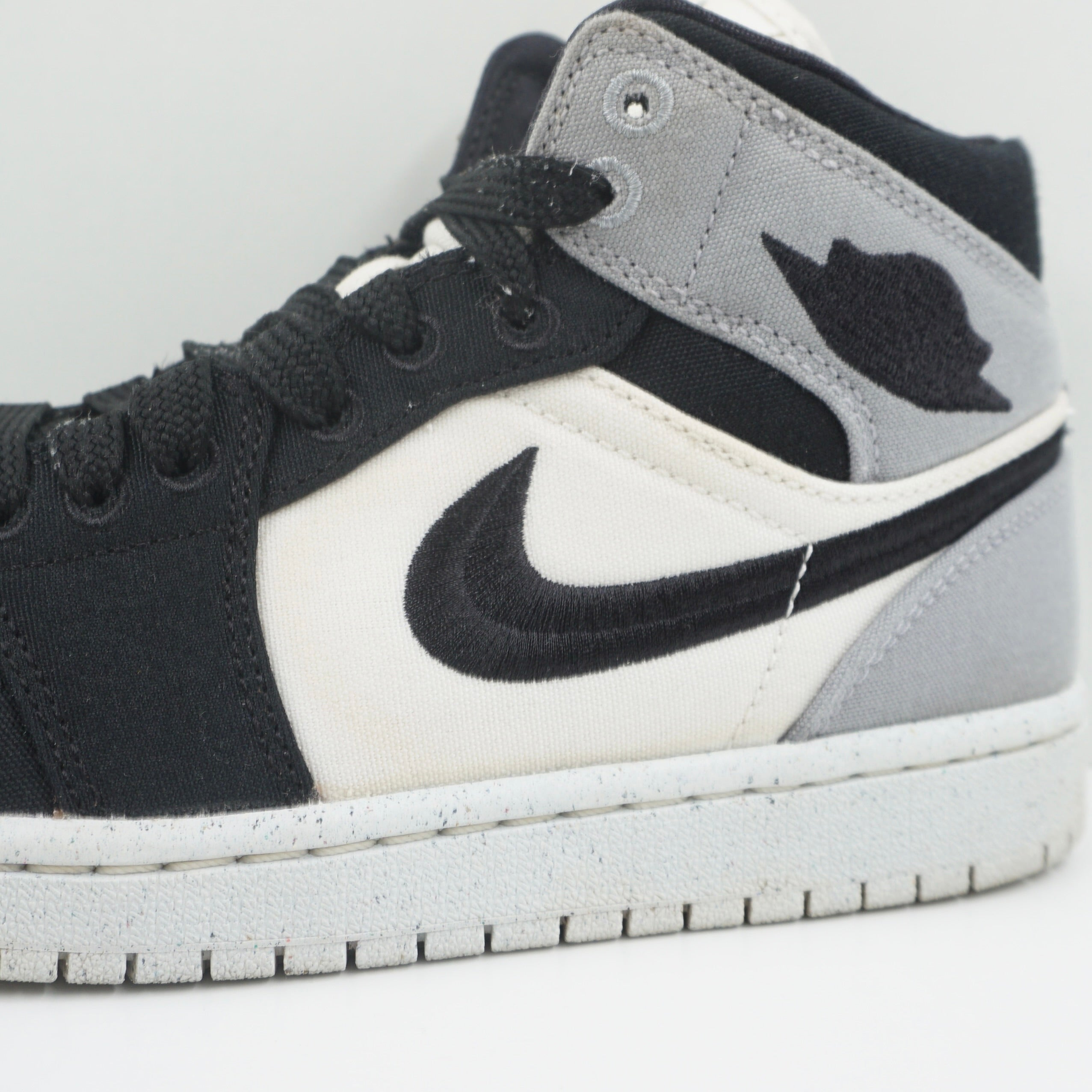Jordan 1 Mid SE Light Steel Grey (W)