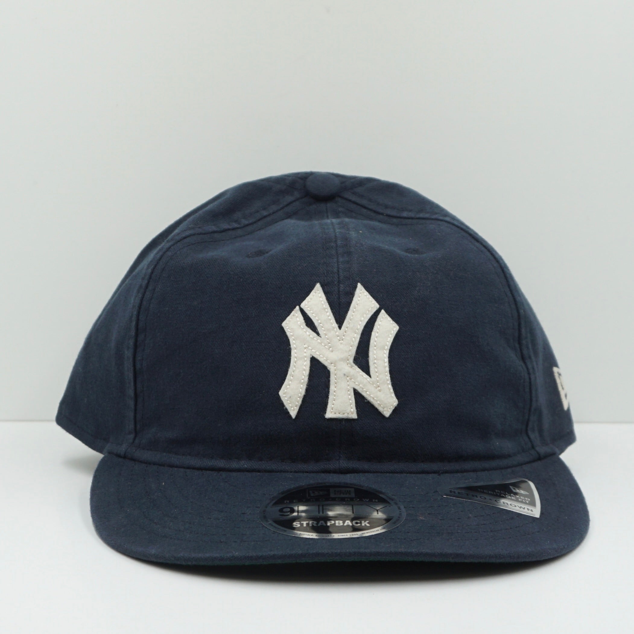 New Era Retro Crown Canvas Felt Logo New York Yankees Navy Adjustable Cap