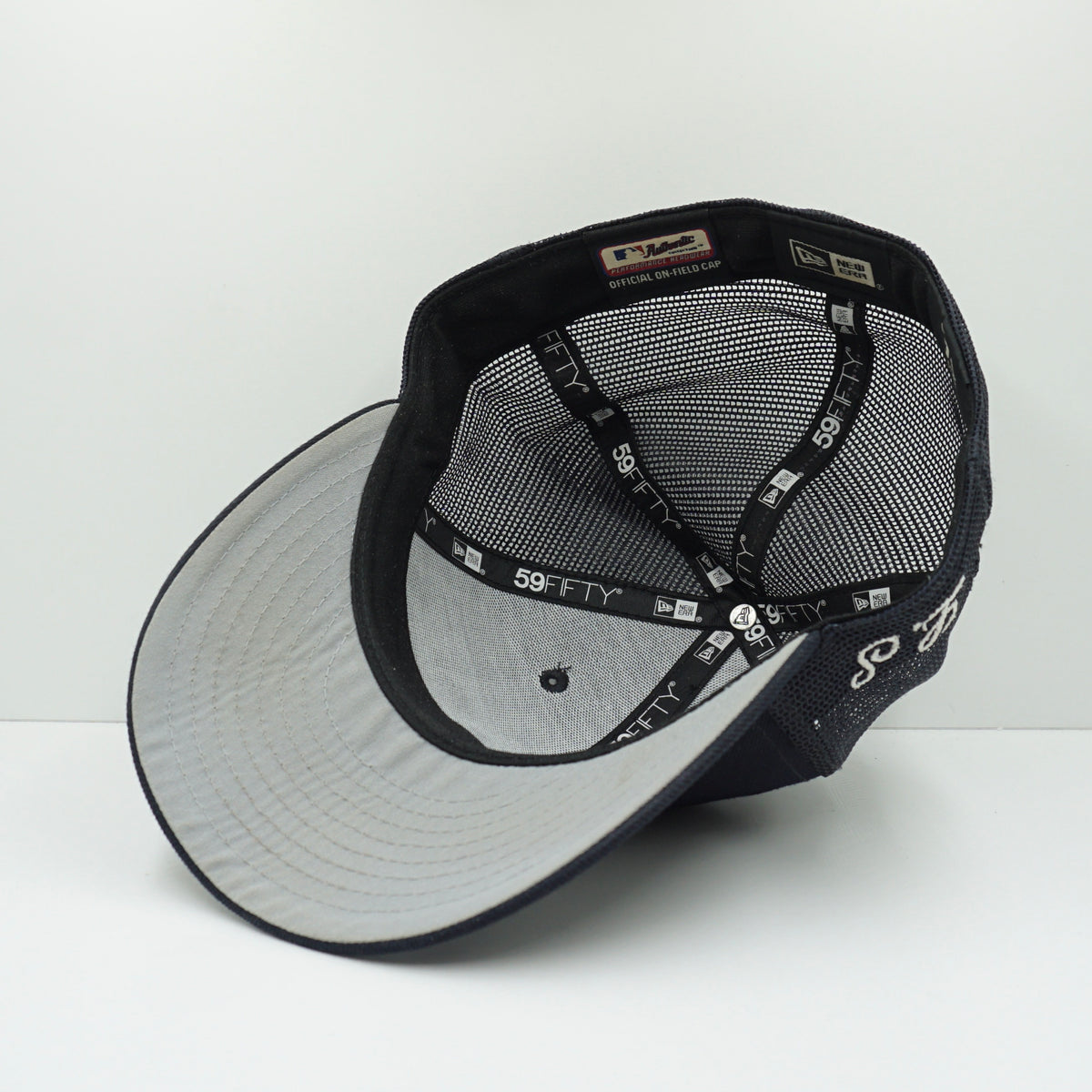 New Era On-Field  New York Yankees Navy Mesh Fitted Cap