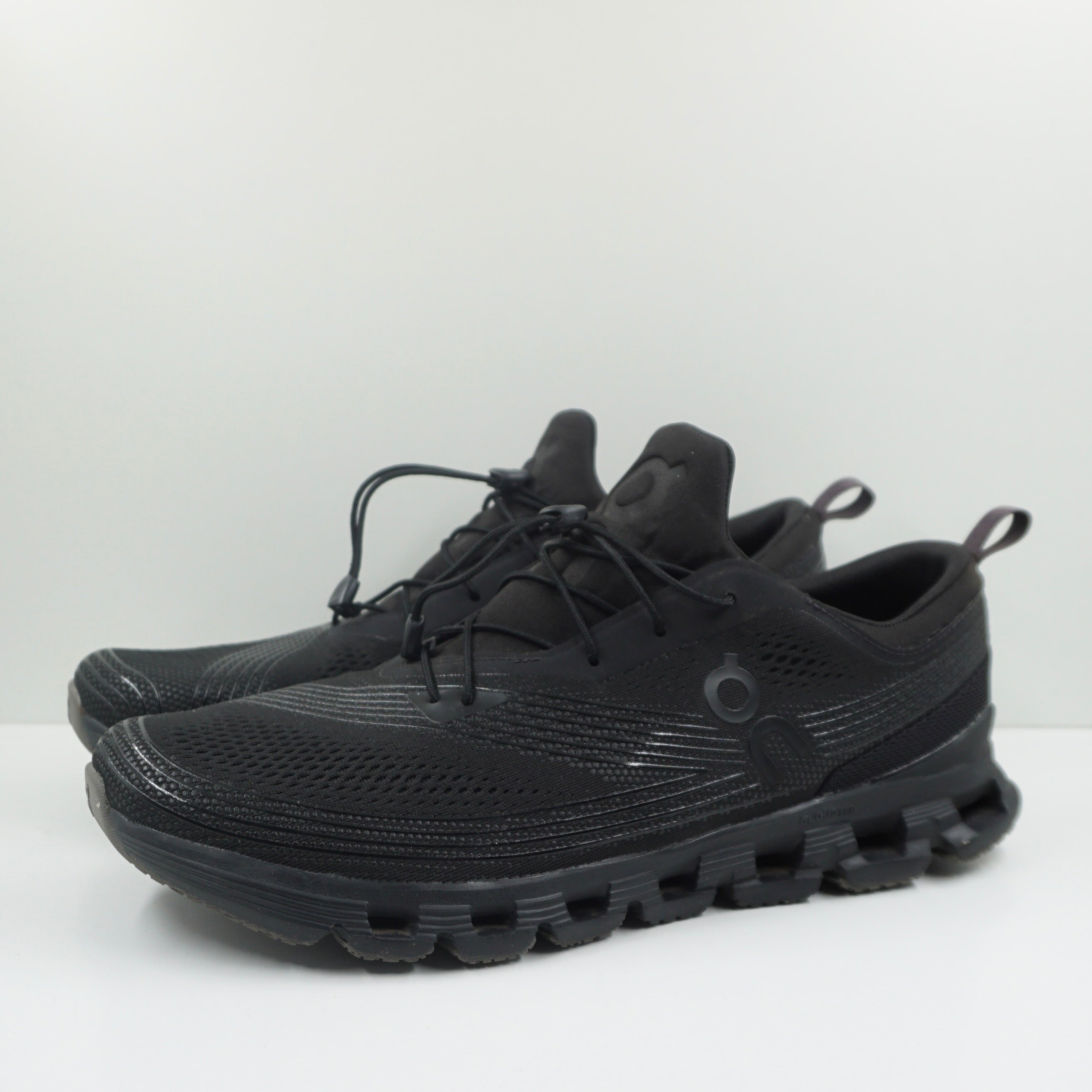 On Running Cloud X Z5 All Black