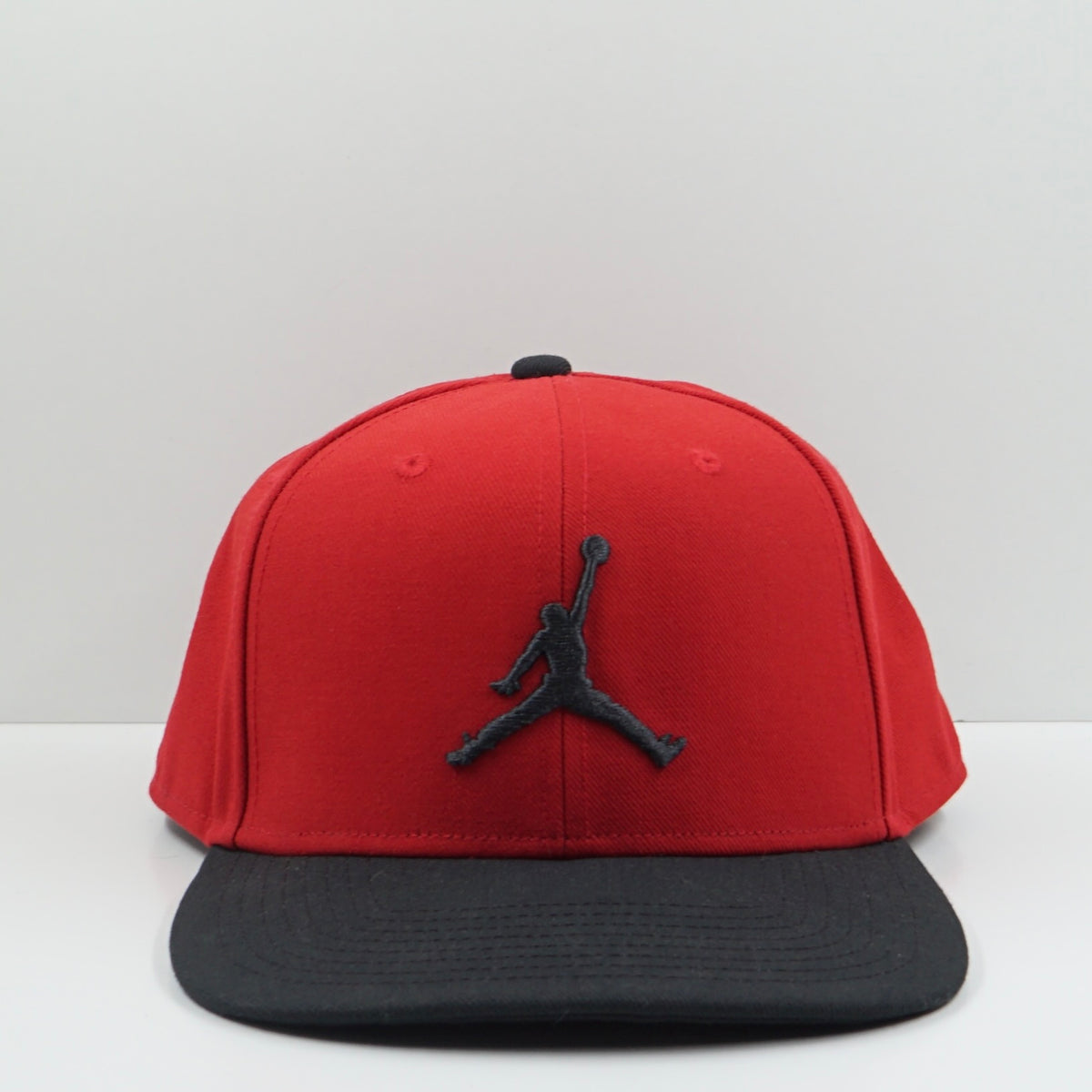 Jordan Red Grey Snapback Cap